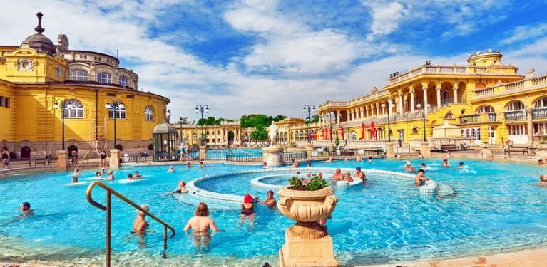 Bains Budapest