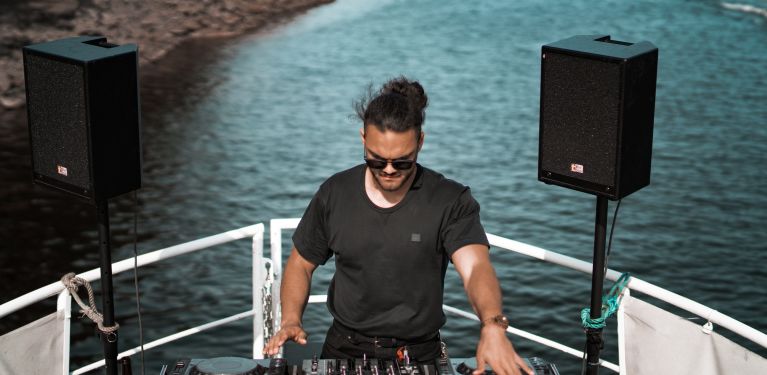 dj boat party malte