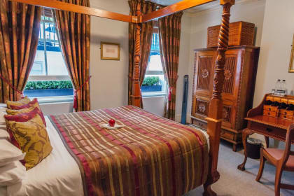 Twenty Nevern Square Hotel