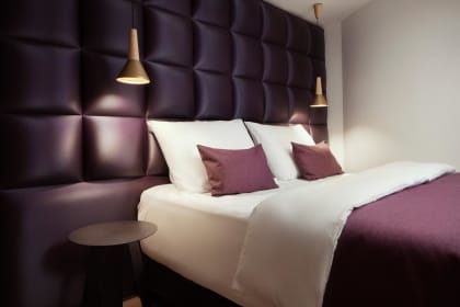 Moods Charles Bridge