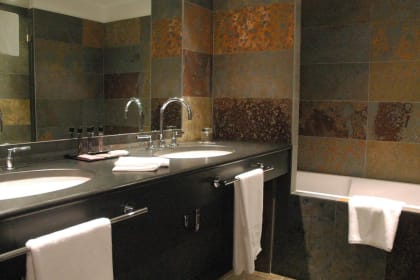 Hôtel Cour du Corbeau MGallery by Sofitel