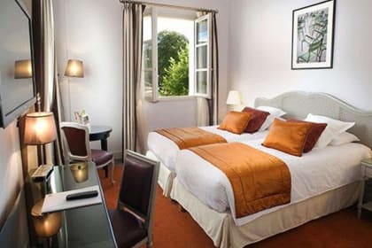 Château Belmont Tours The Crest Collection