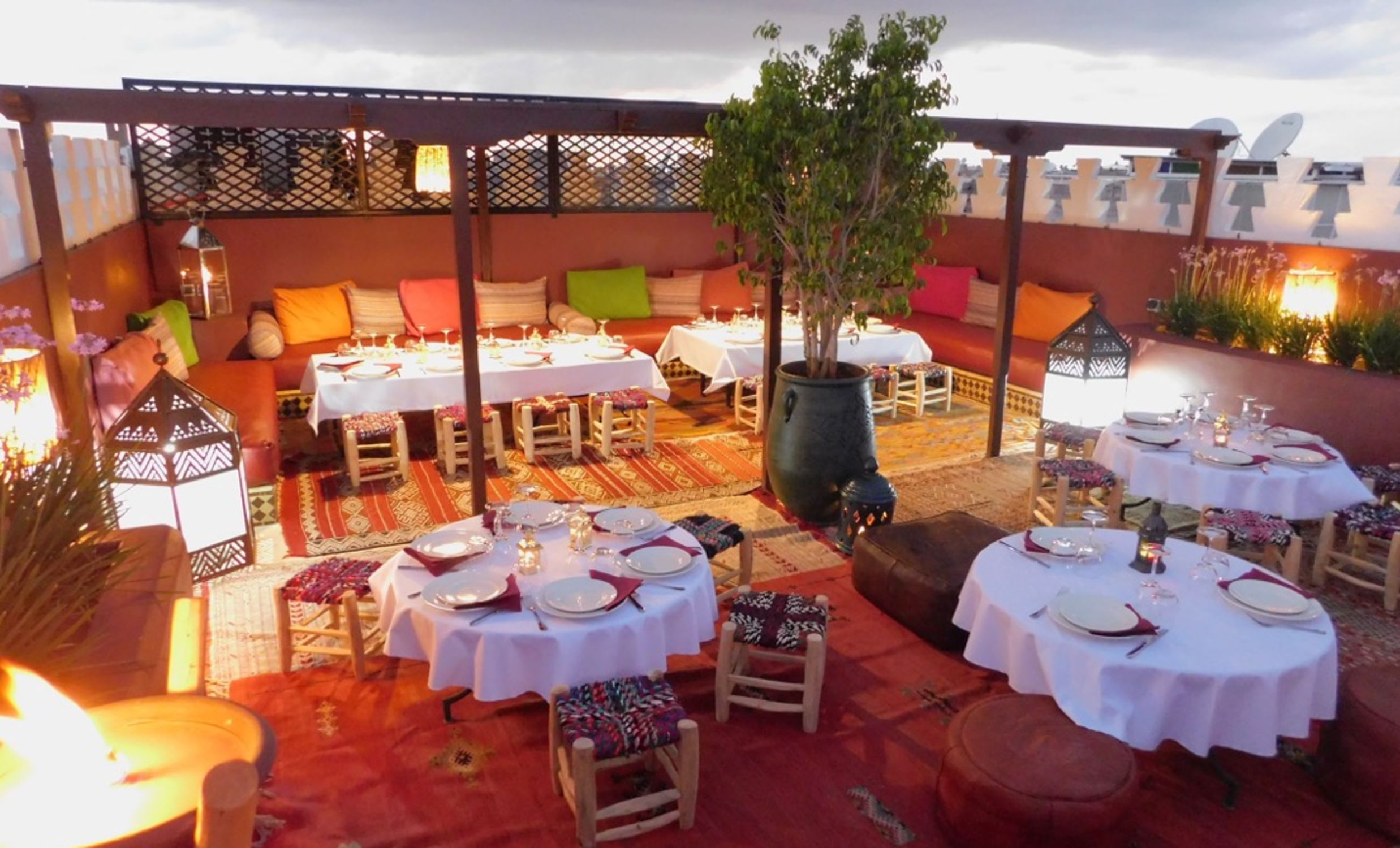 Hotel Mille Et Une Nuit D Aubrac