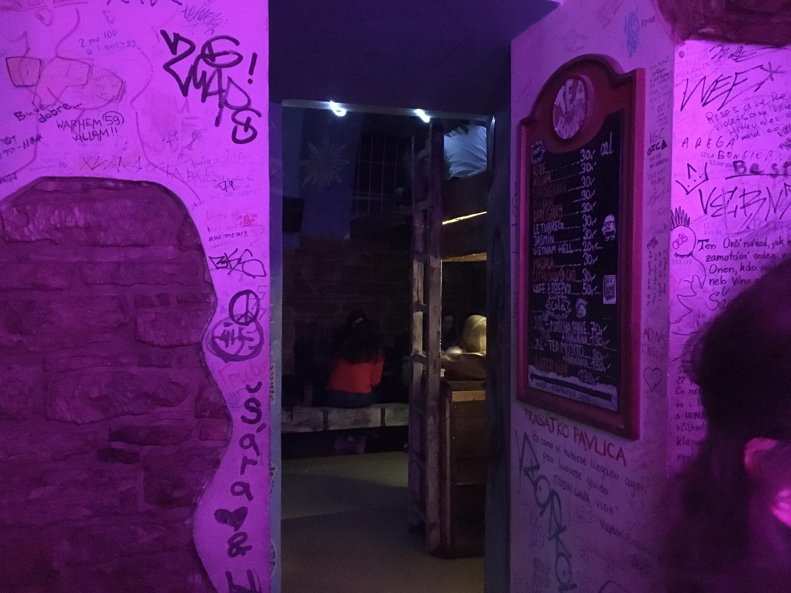 vzorkovna prague bar