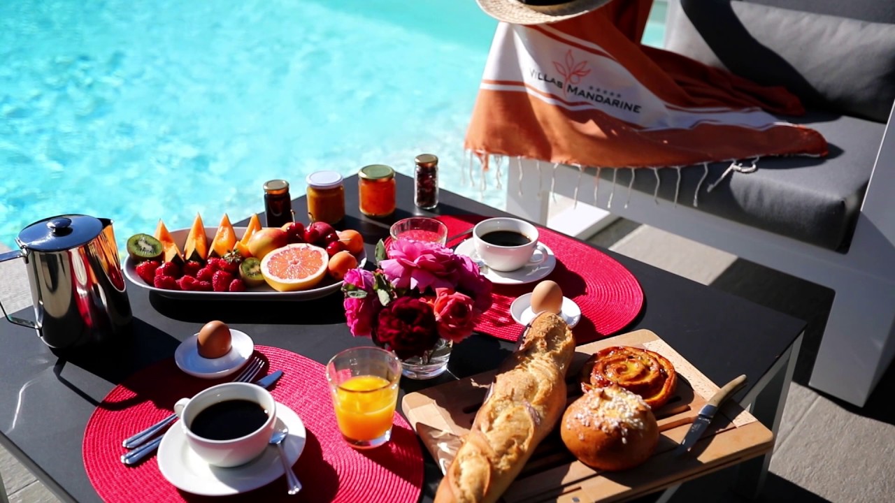 villa mandarines calvi petit déjeuner