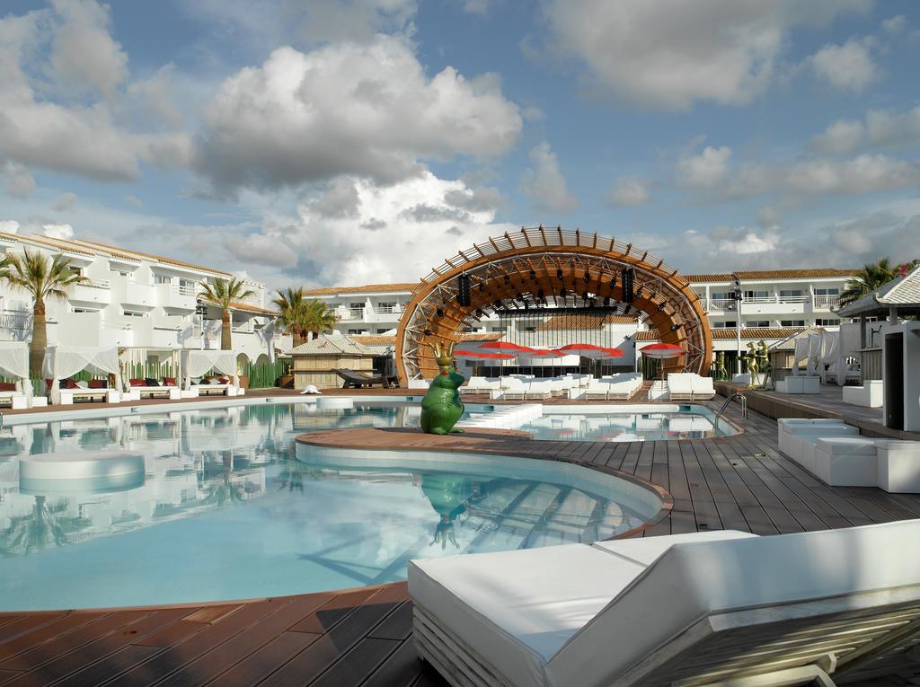 ushuaia hotel ibiza