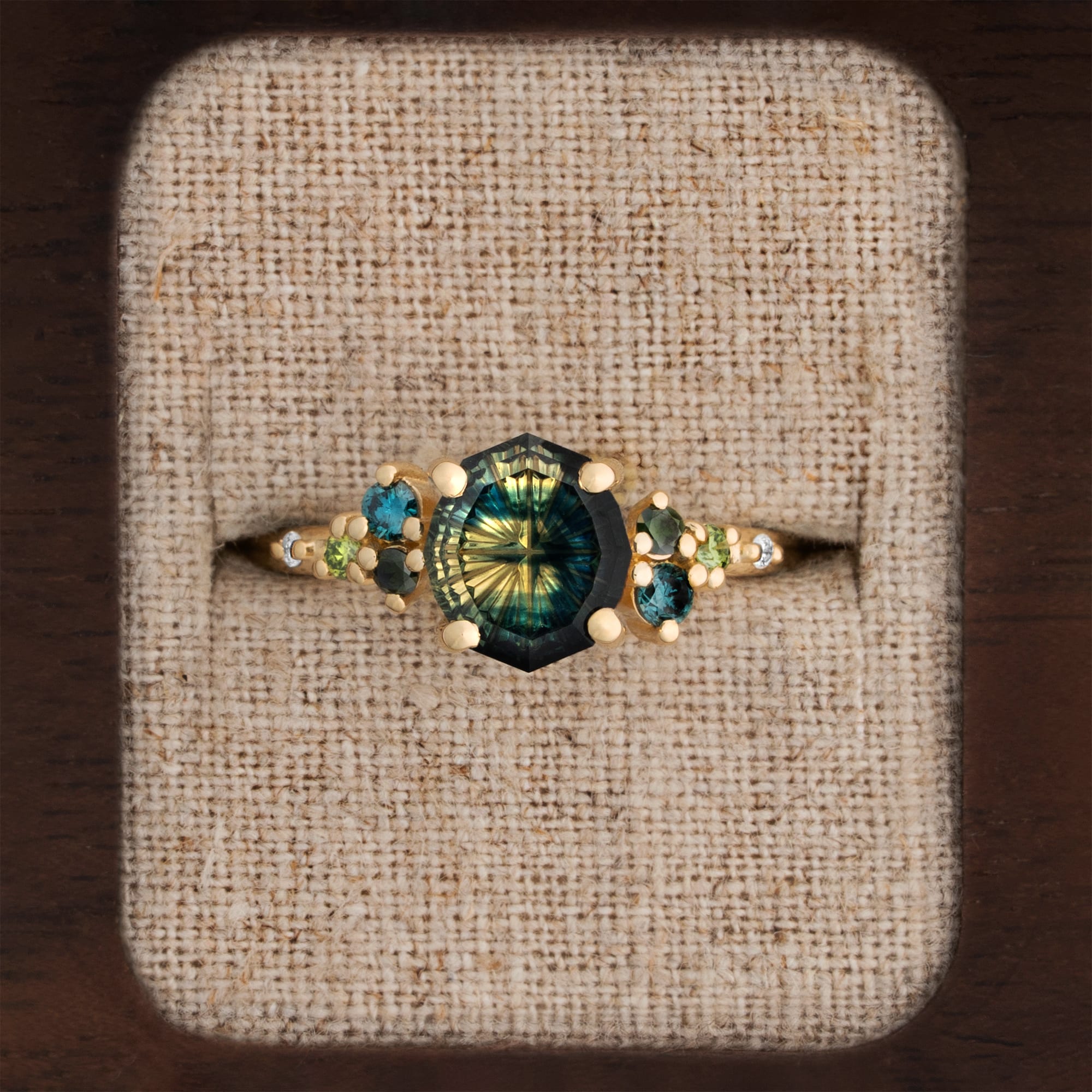 'Eclipse' One of a kind sapphire and diamond ring — 1
