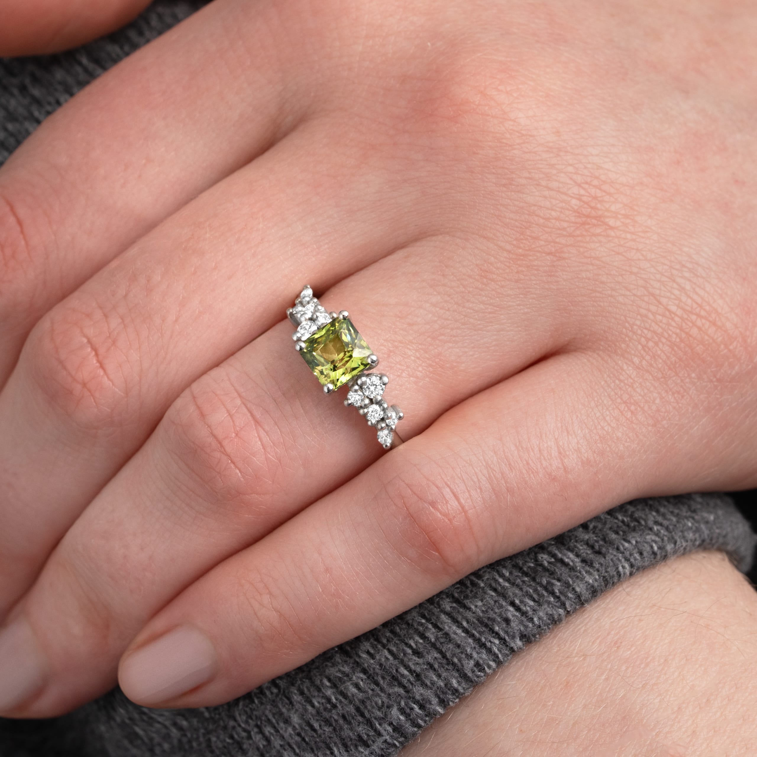 'Hazel' Chartreuse sapphire and diamond floral ring — 4