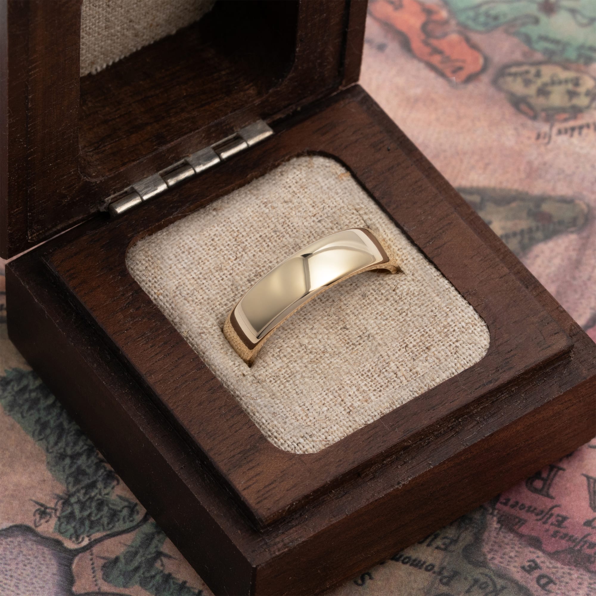 Traditional court wedding band  — 3