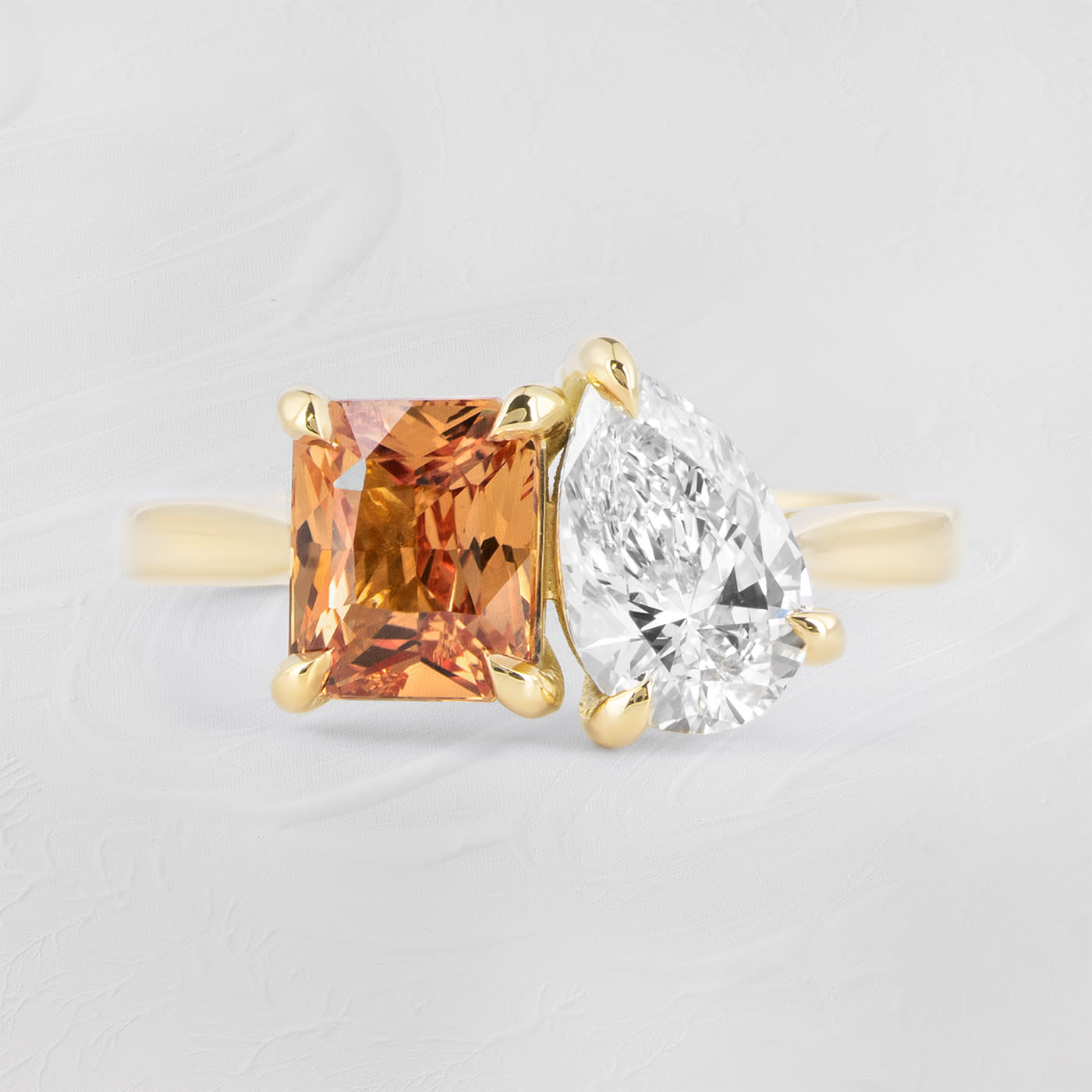 Toi Et Moi Sapphire and Diamond ring — 1