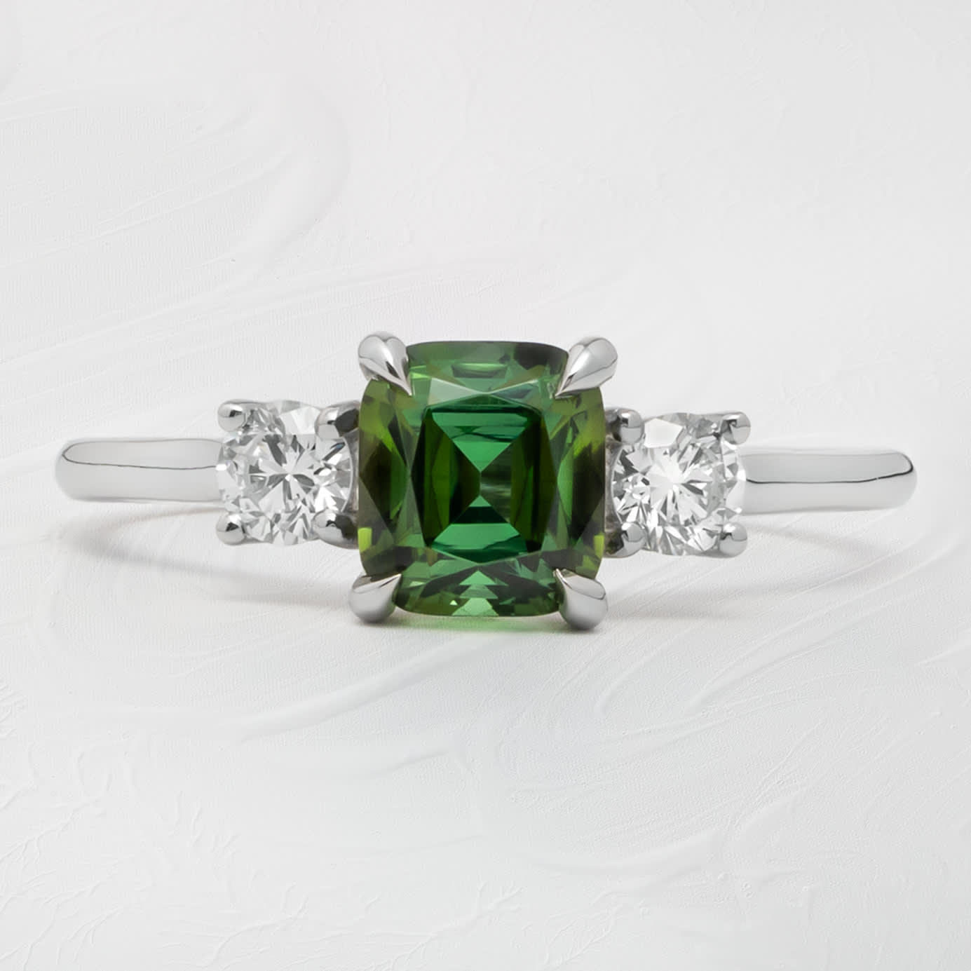 Cushion green tourmaline and diamond ring — 1