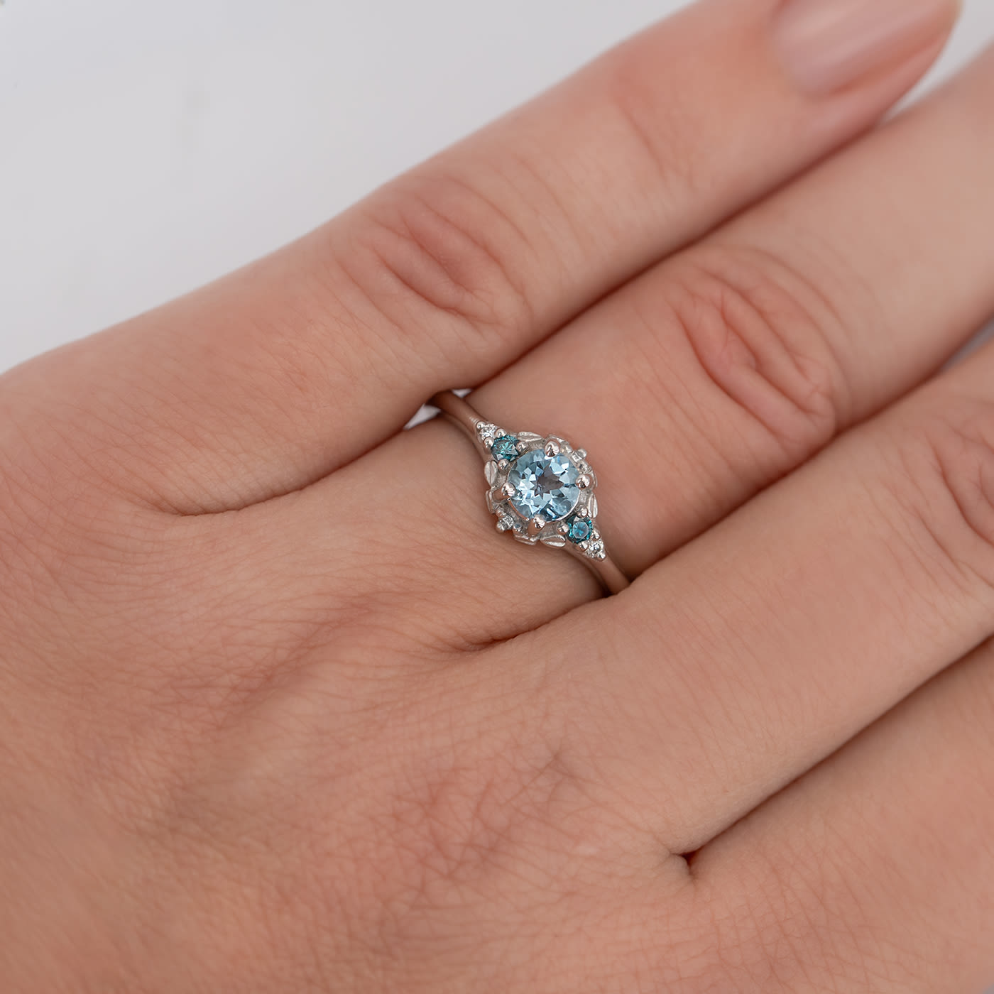 'Forest Vow' Aquamarine, Alexandrite and Diamond ring — 2
