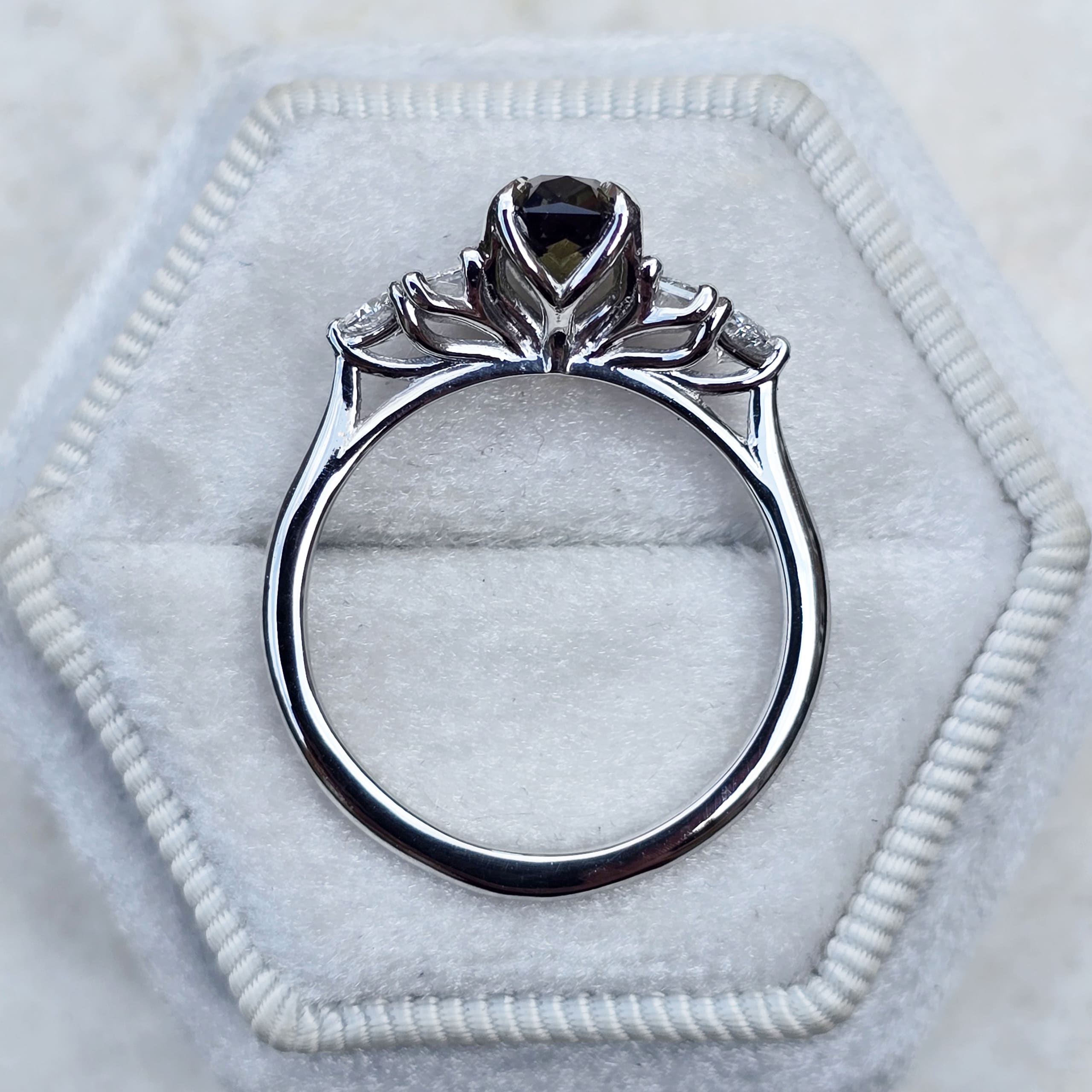 'Starlight' olive green sapphire and diamond ring — 5