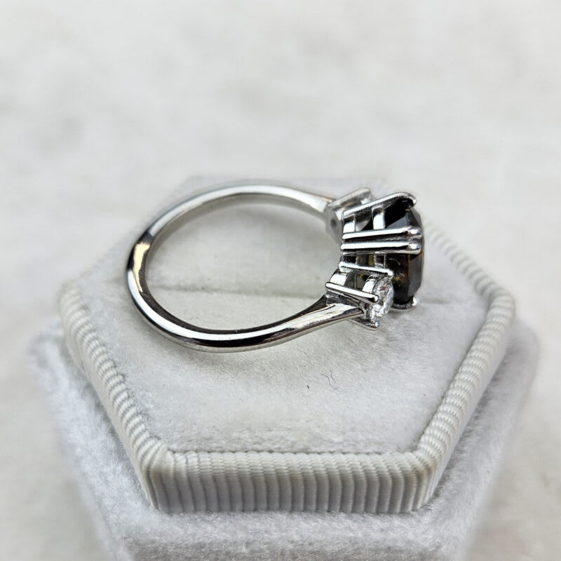 Parti sapphire and diamond trilogy ring — 3