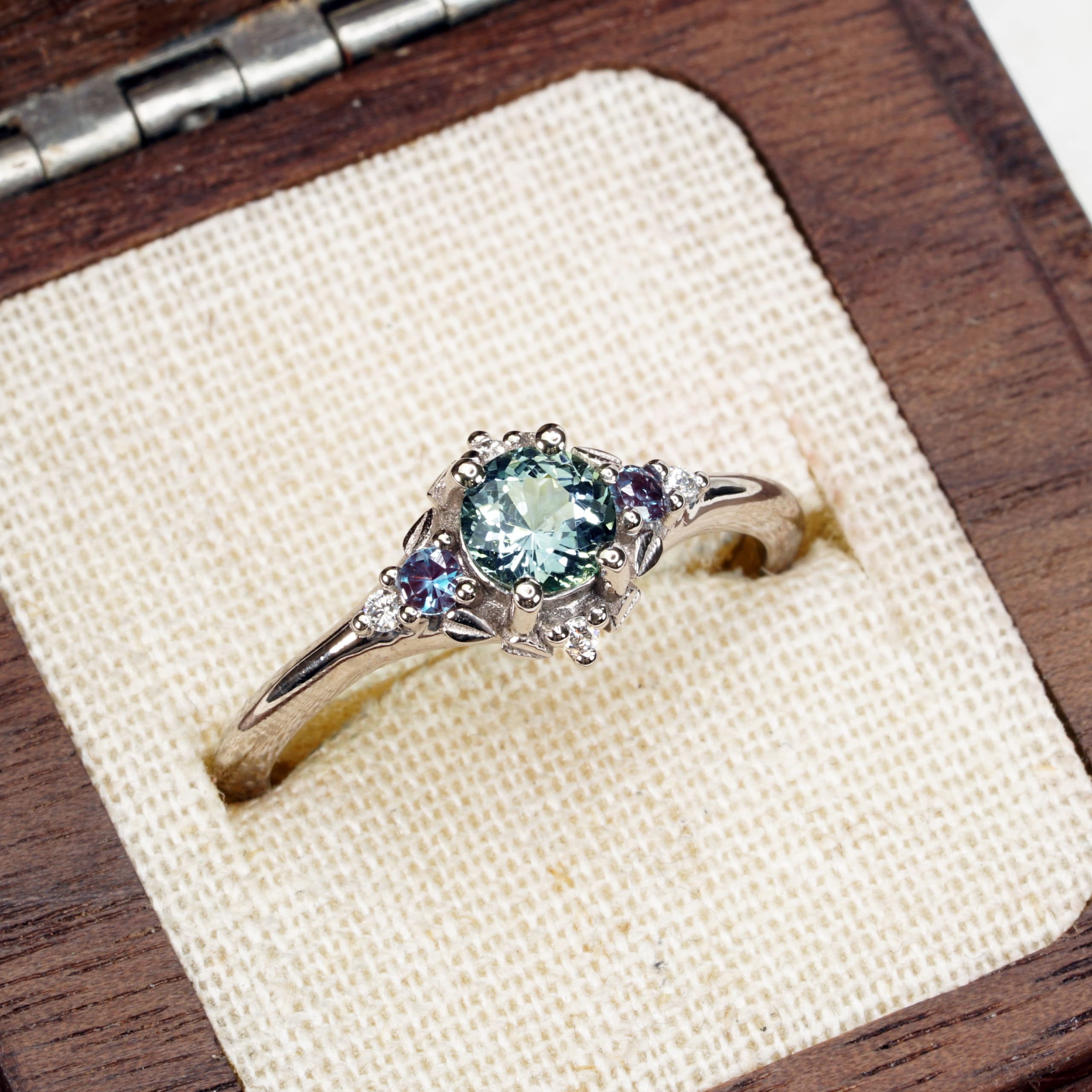 'Forest Vow' Sapphire, Alexandrite and Diamond ring — 1