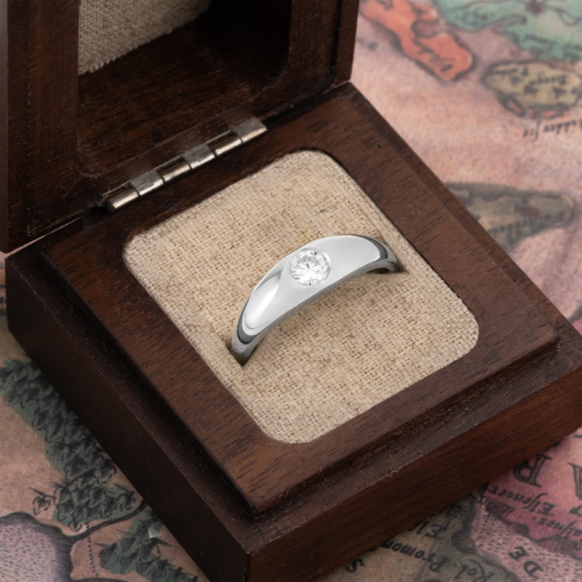 Tapered round lab diamond ring  — 4