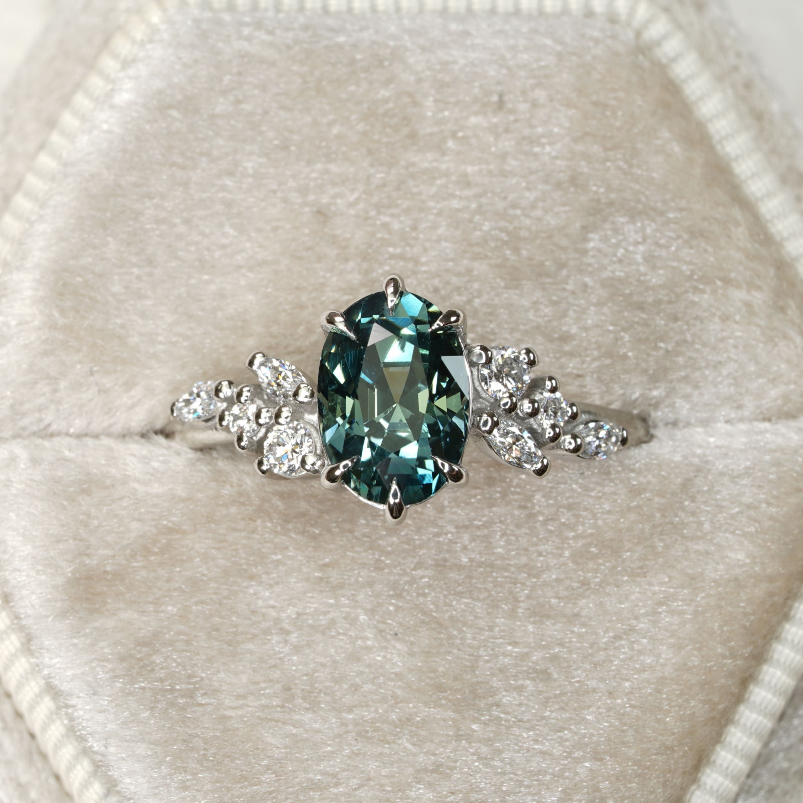 Teal sapphire and diamond floral ring — 1