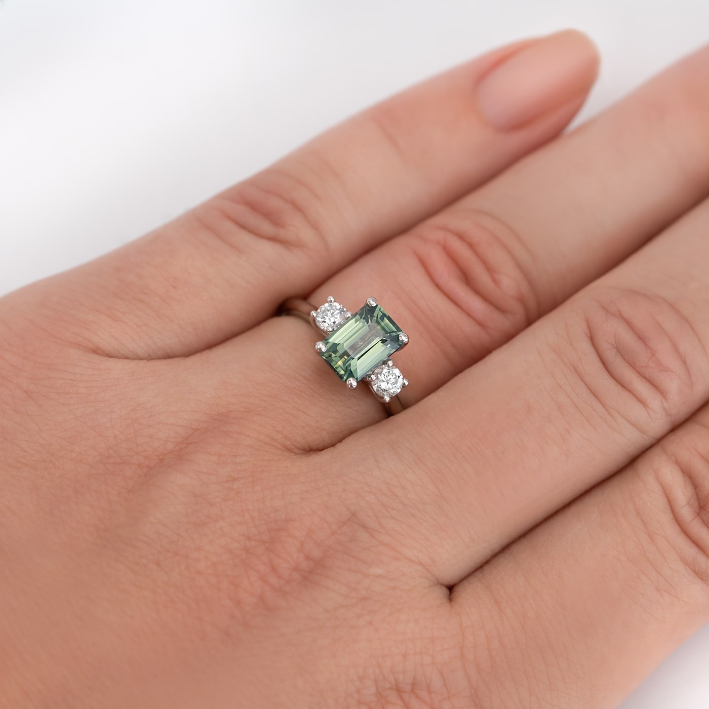 Unique striped sapphire and diamond ring — 2