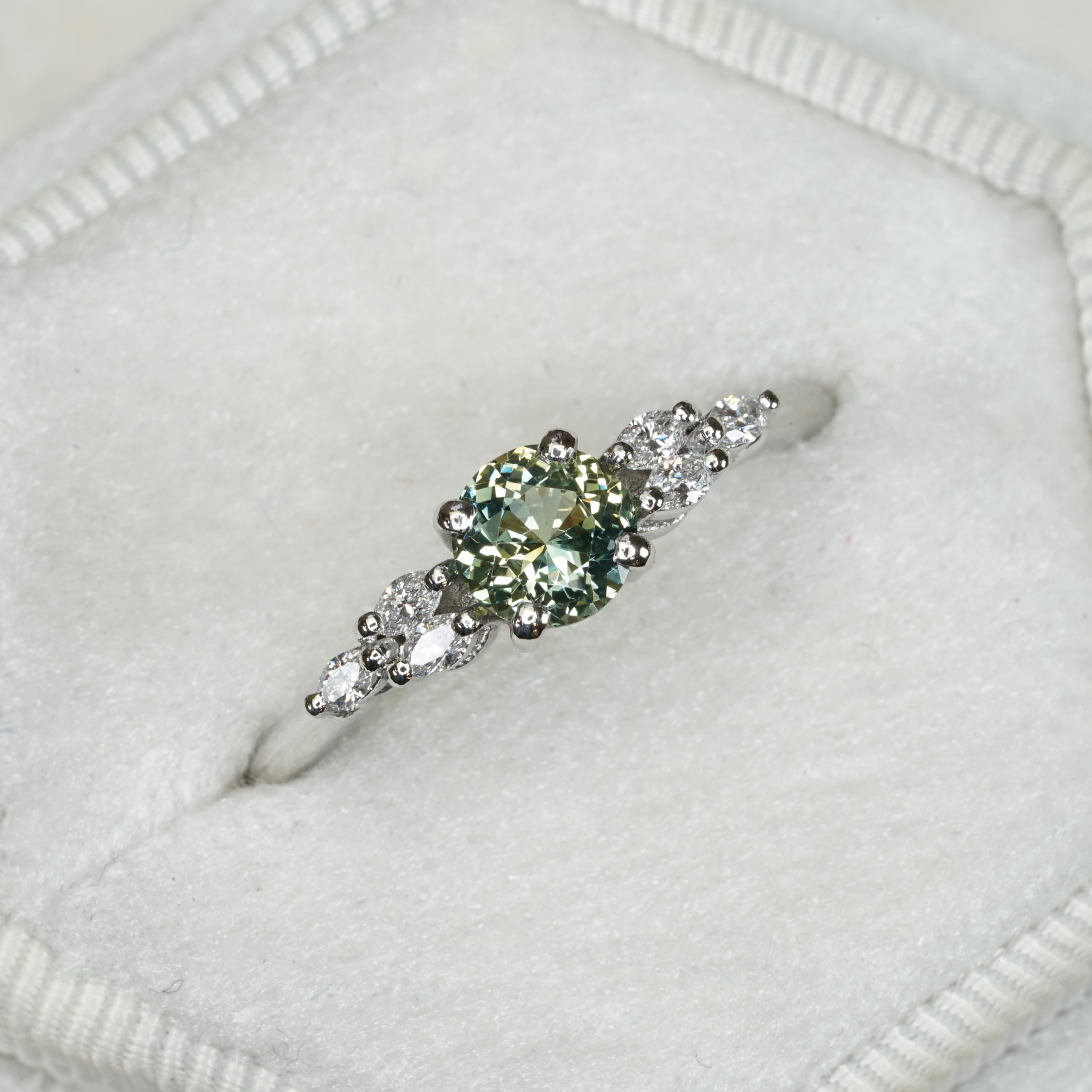 Bi colour precision sapphire and diamond ring — 3