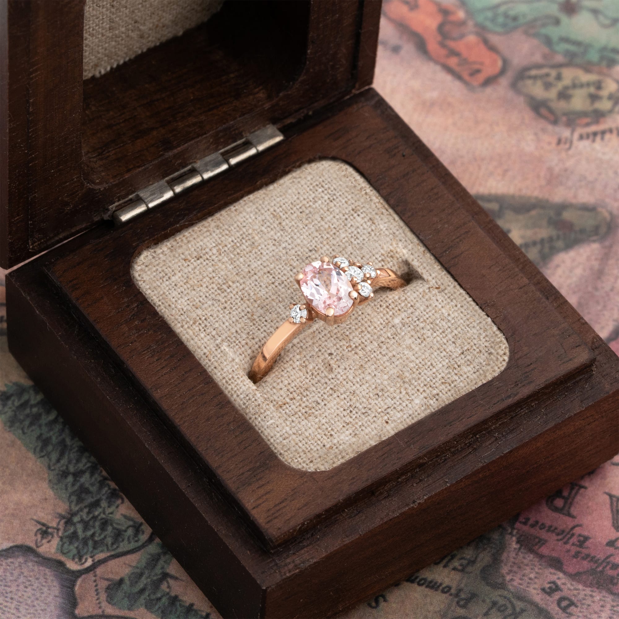 Oval champagne sapphire and diamond ring  — 2