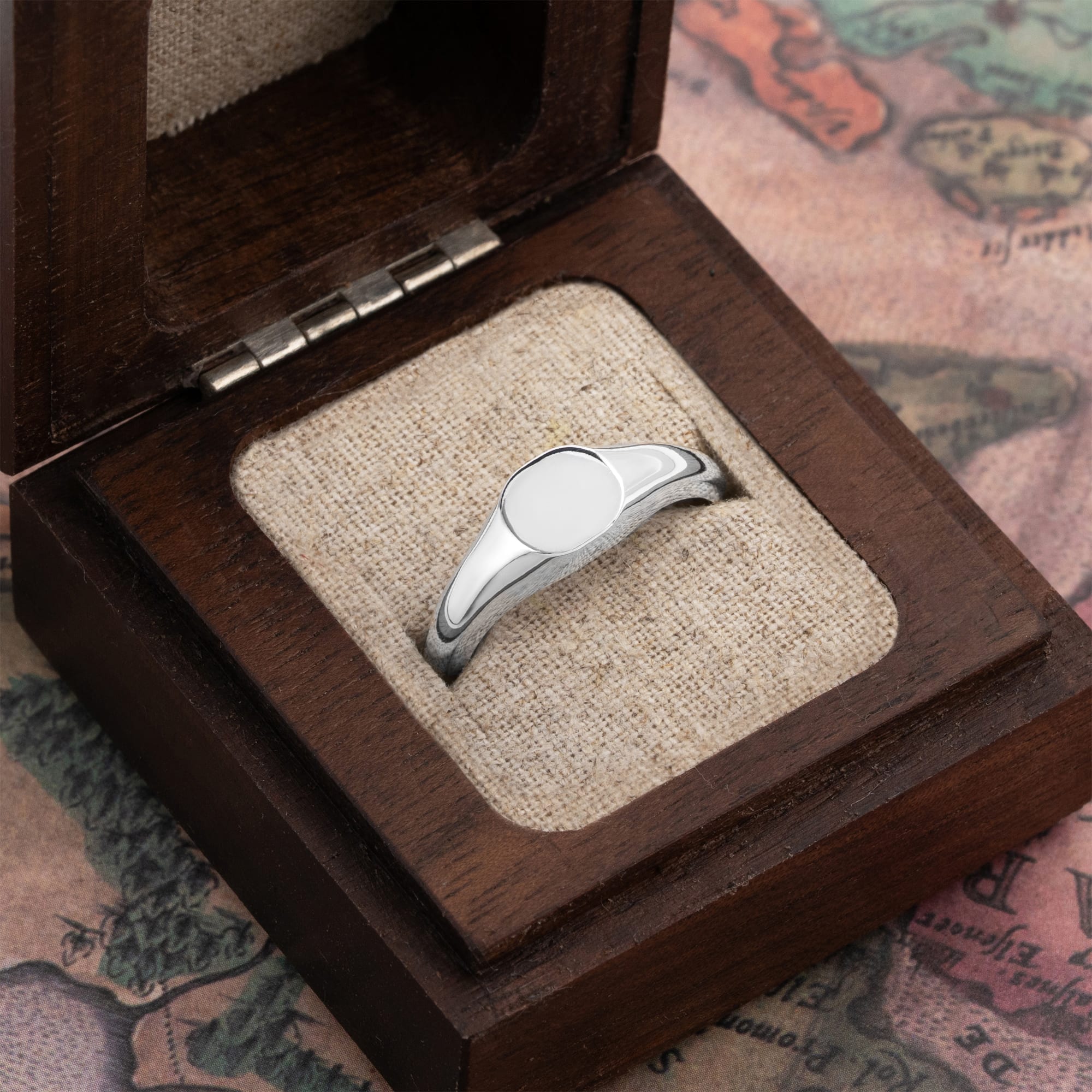 Cushion signet ring — 3