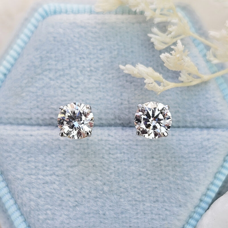 Lab grown diamond stud earrings in 14ct yellow gold — 1