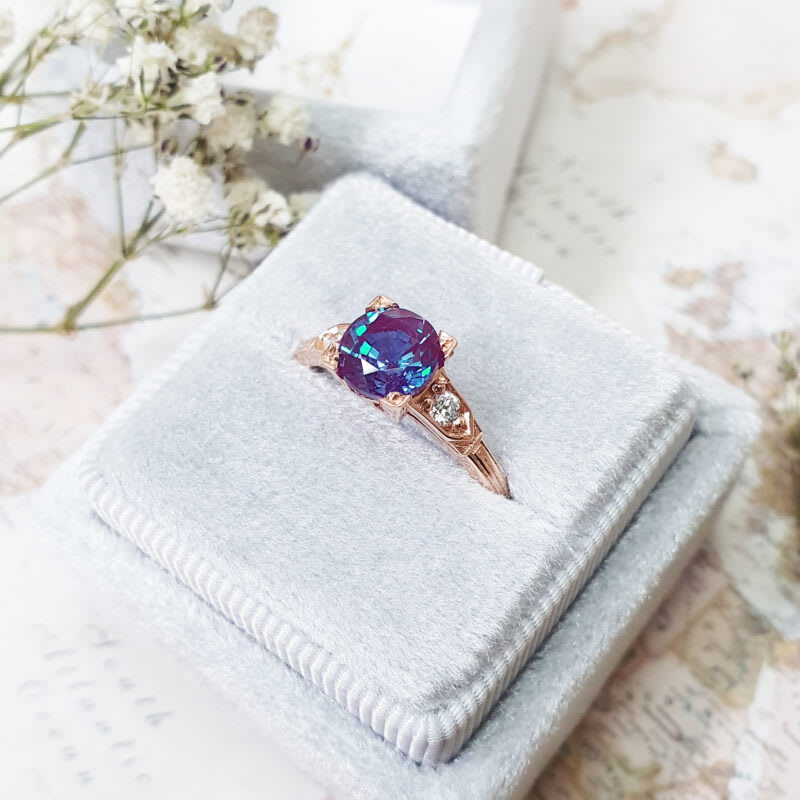 'Erté' Alexandrite and diamond engagement ring — 3