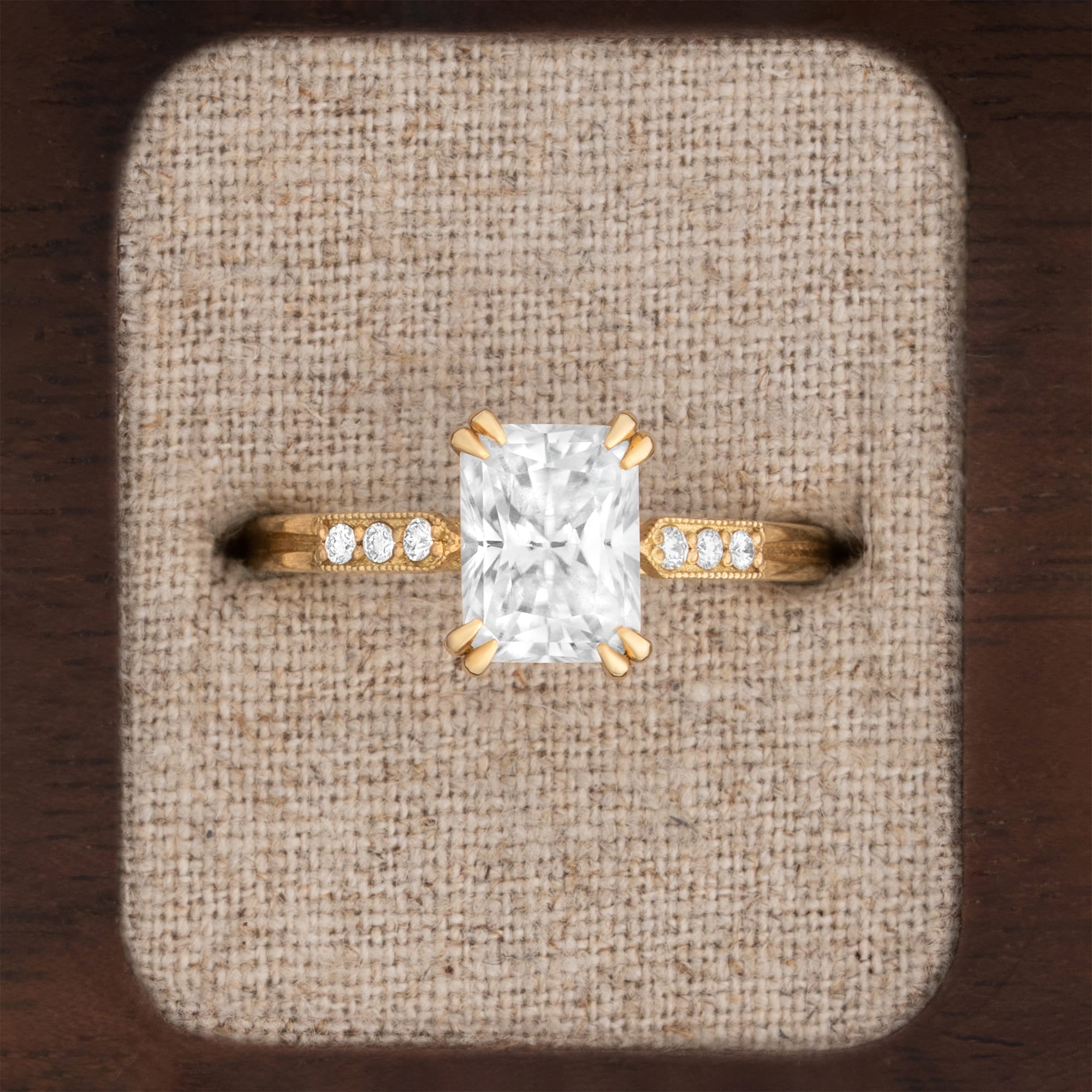 'Elsie' Lab grown diamond ring — 1