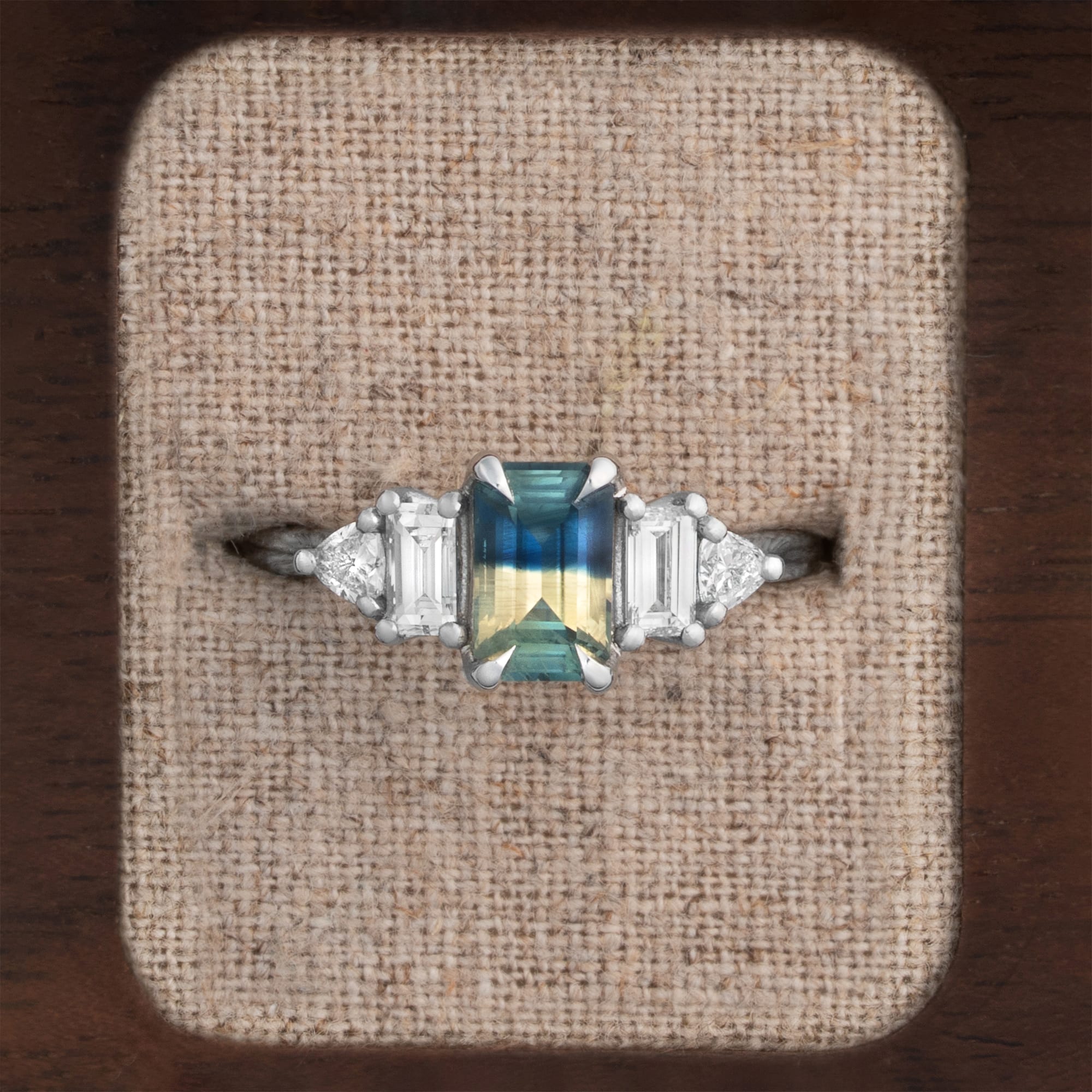 'Starlight' Bi colour sapphire and diamond ring — 1
