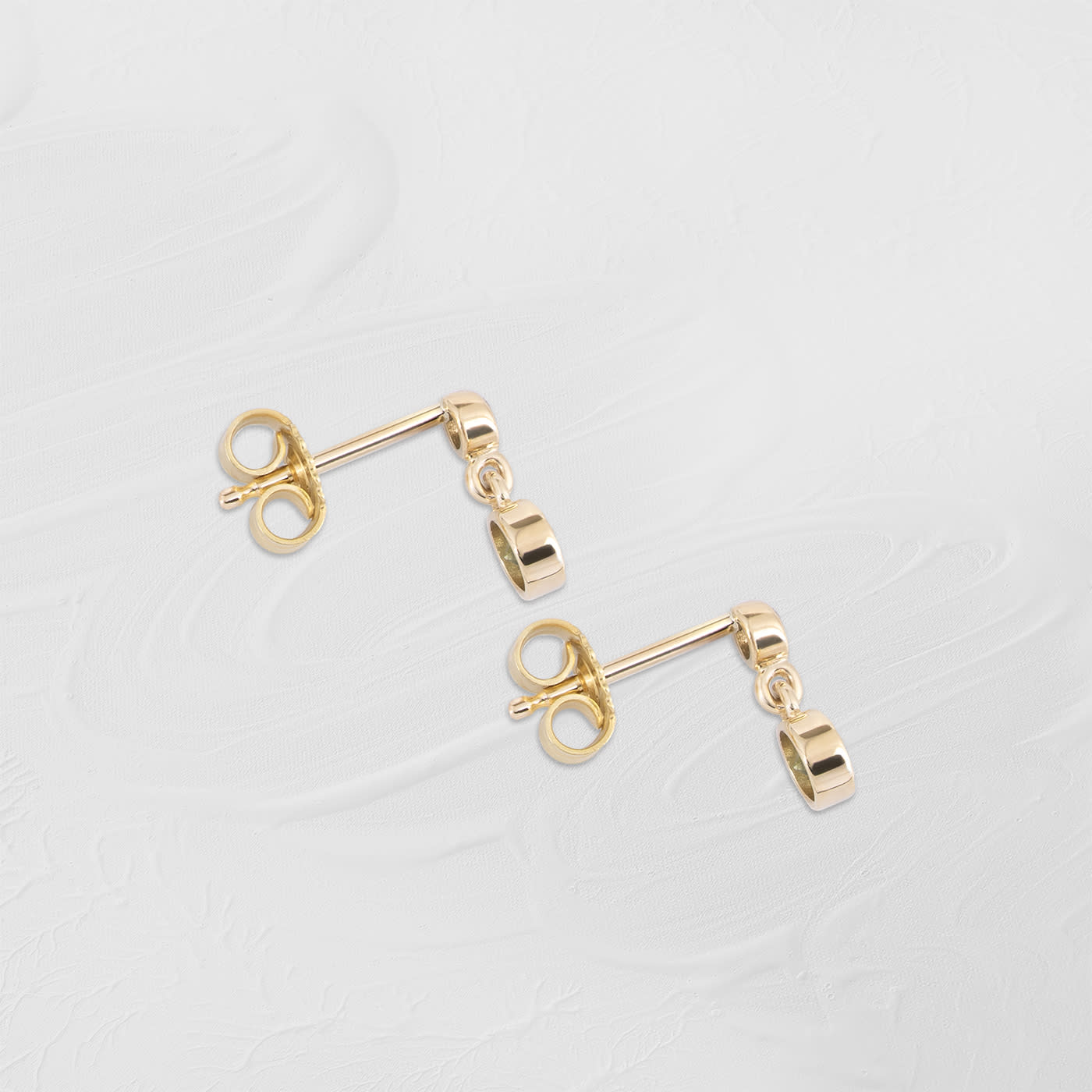 Natural green sapphire and diamond earrings  — 3