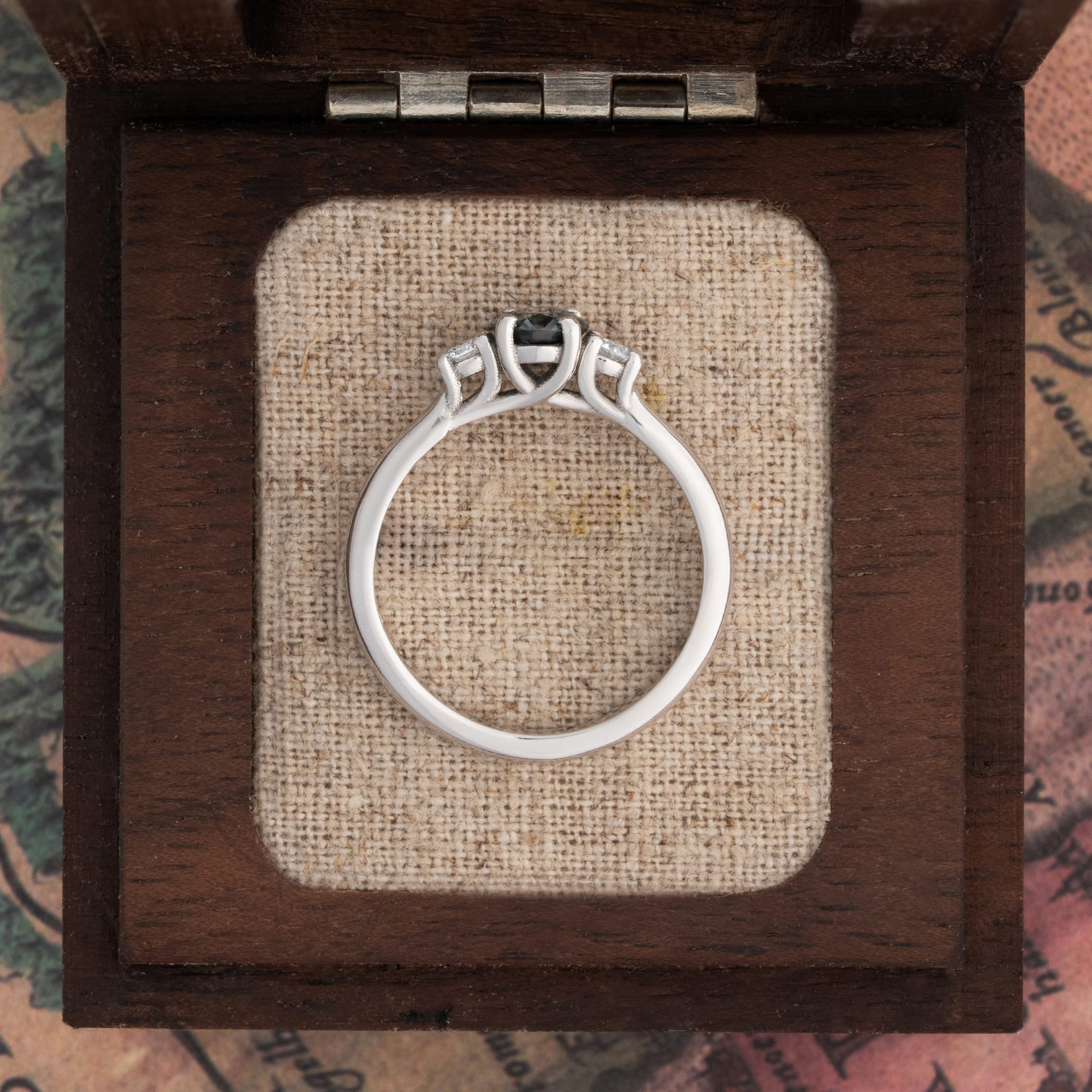 Teal sapphire and diamond ring — 3
