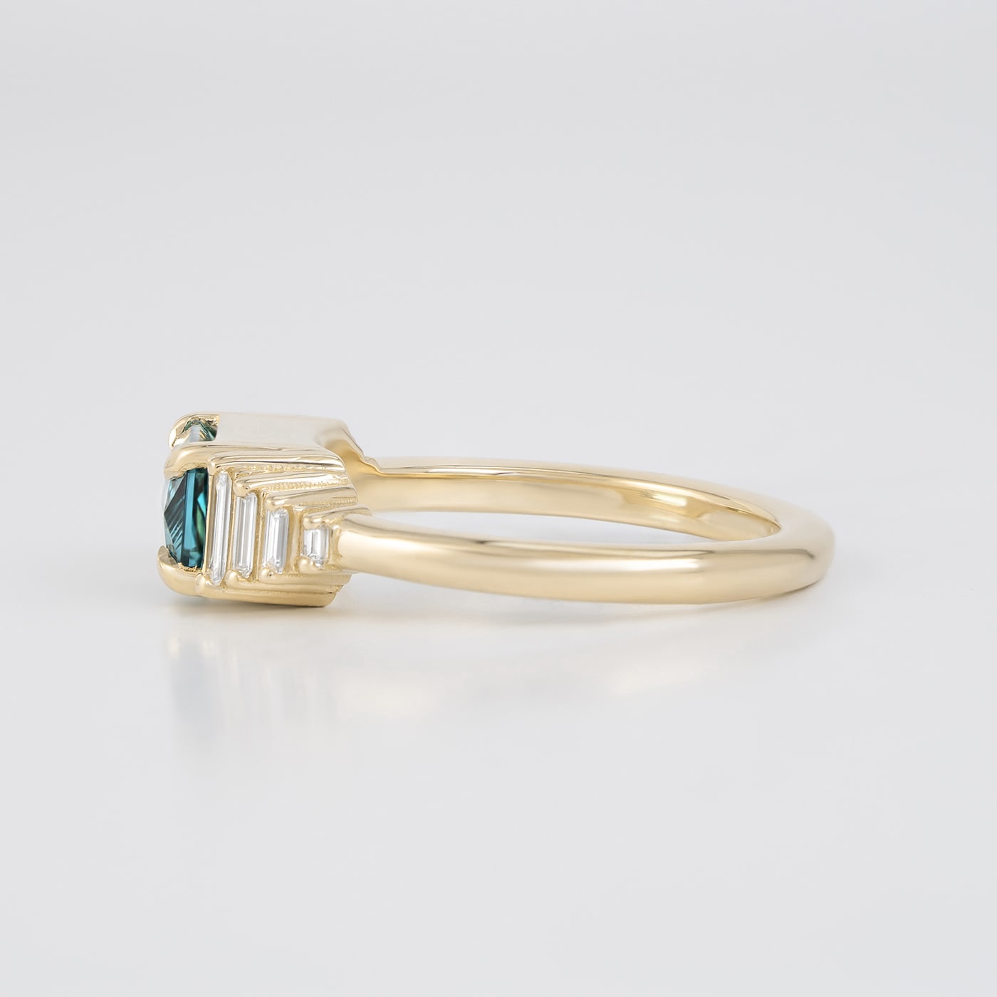 'Bamboo' Electric blue tourmaline and diamond ring — 5