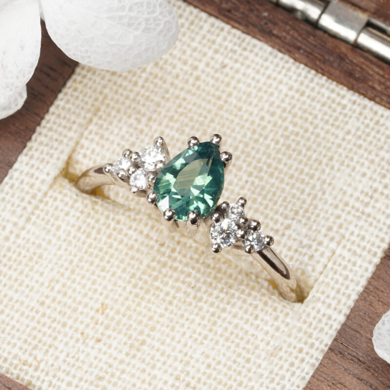 Pear green sapphire and diamond cluster ring — 3