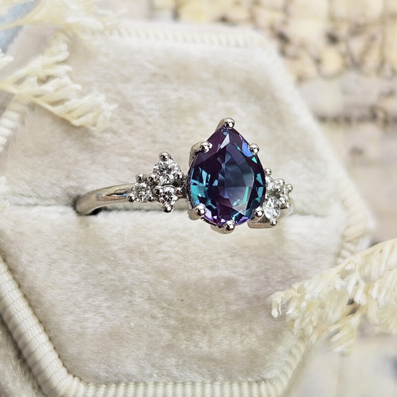 Pear lab grown alexandrite and diamond cluster ring in platinum — 3