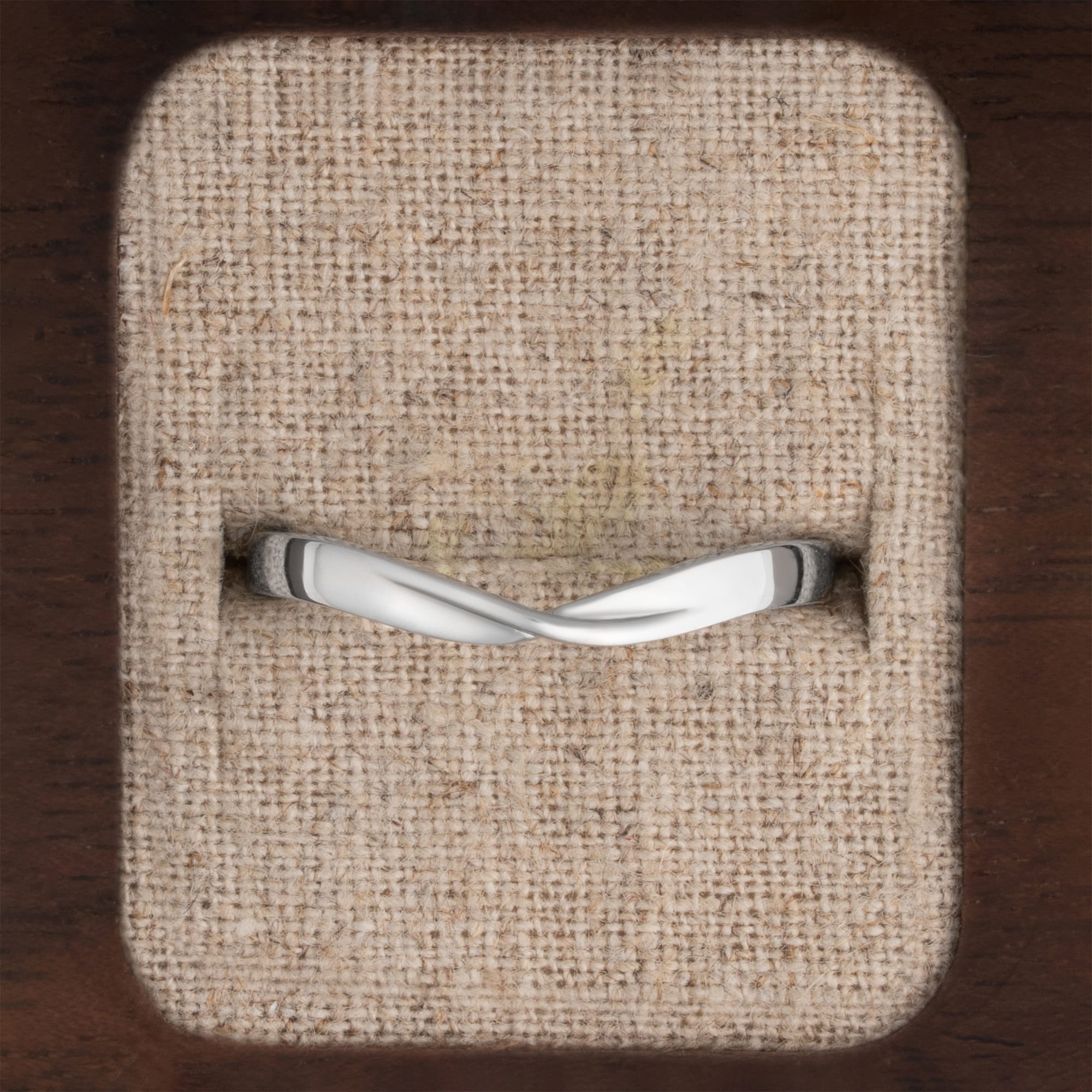Ladies Plain Twisted Wedding Band