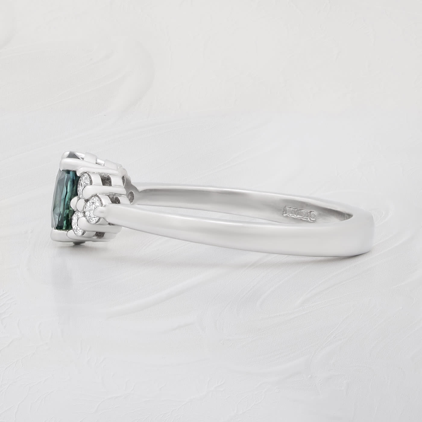 Teal sapphire and diamond ring — 3