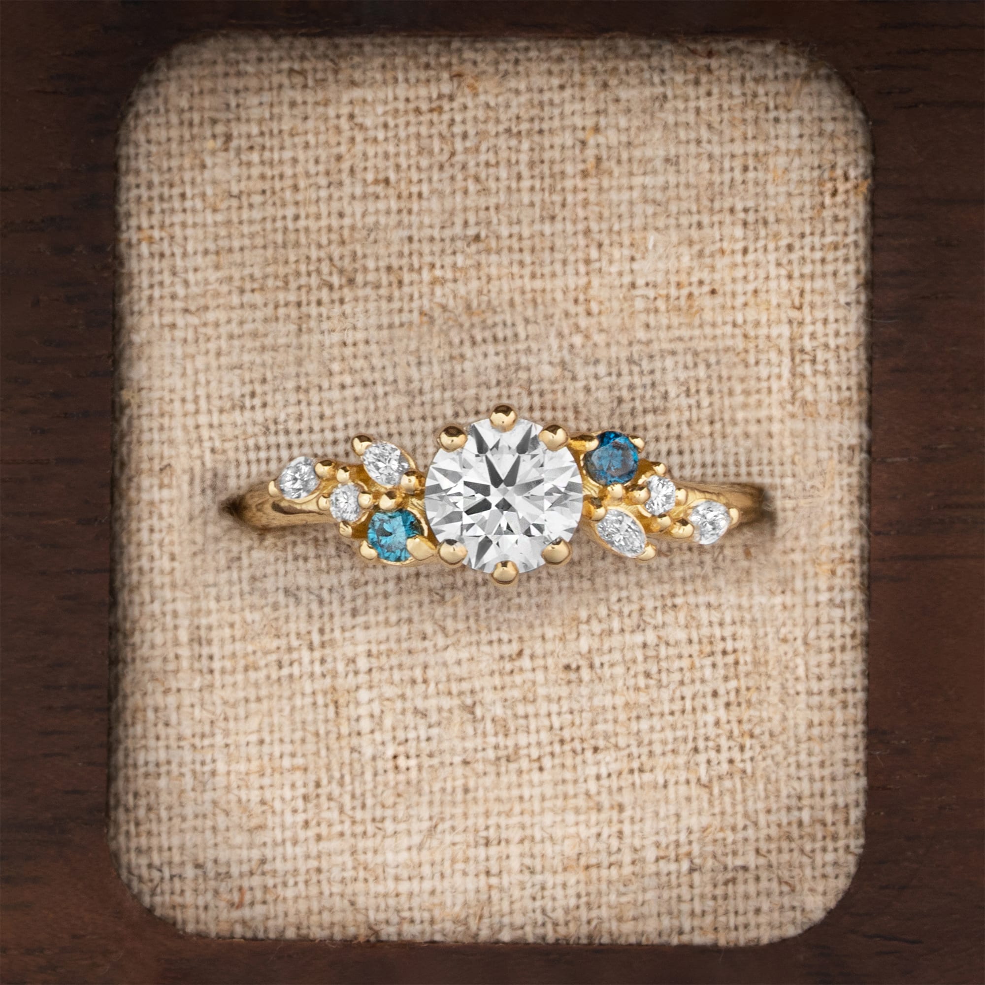 Round lab grown diamond floral inspired ring in 18ct yellow gold — 1