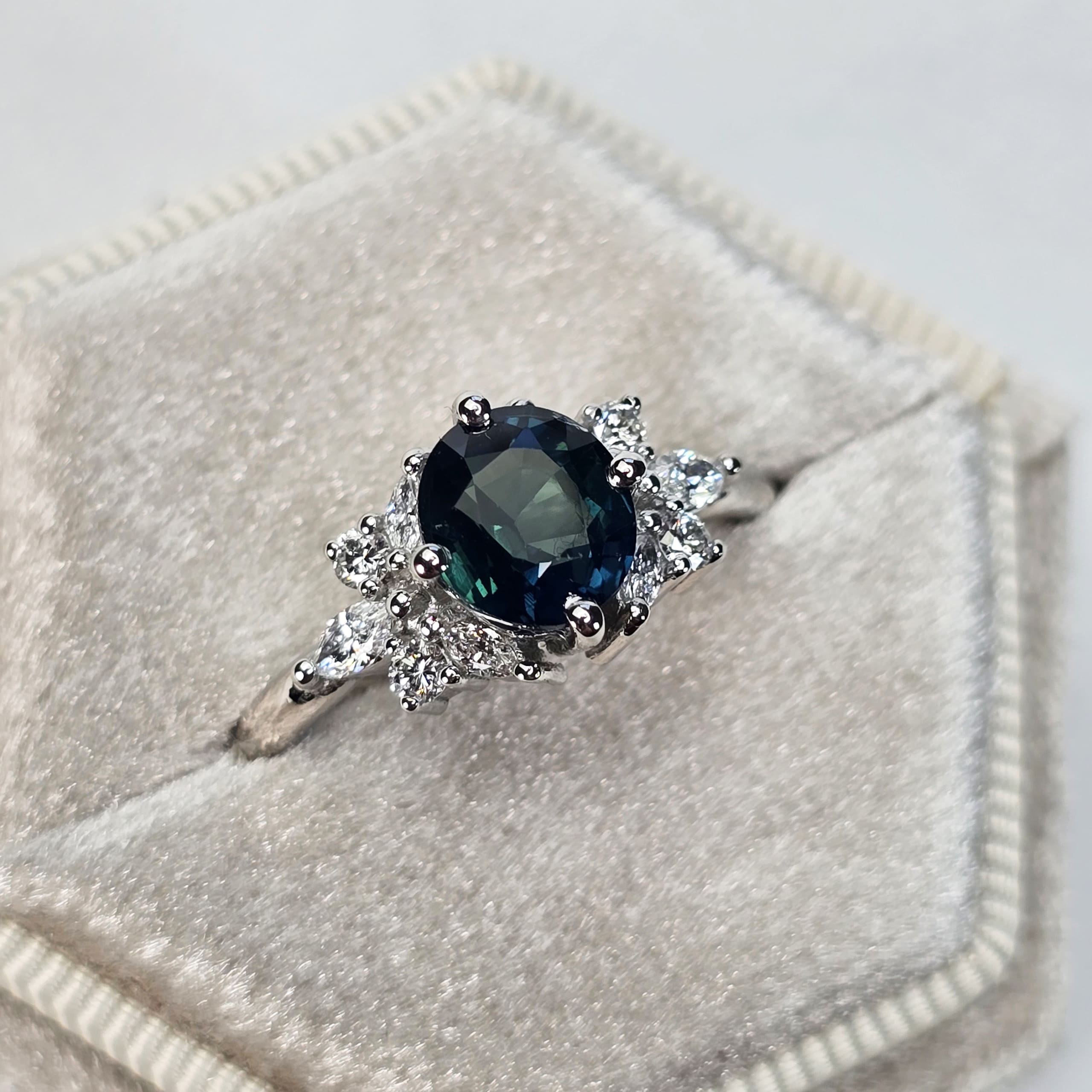 Teal sapphire and diamond cluster ring — 3