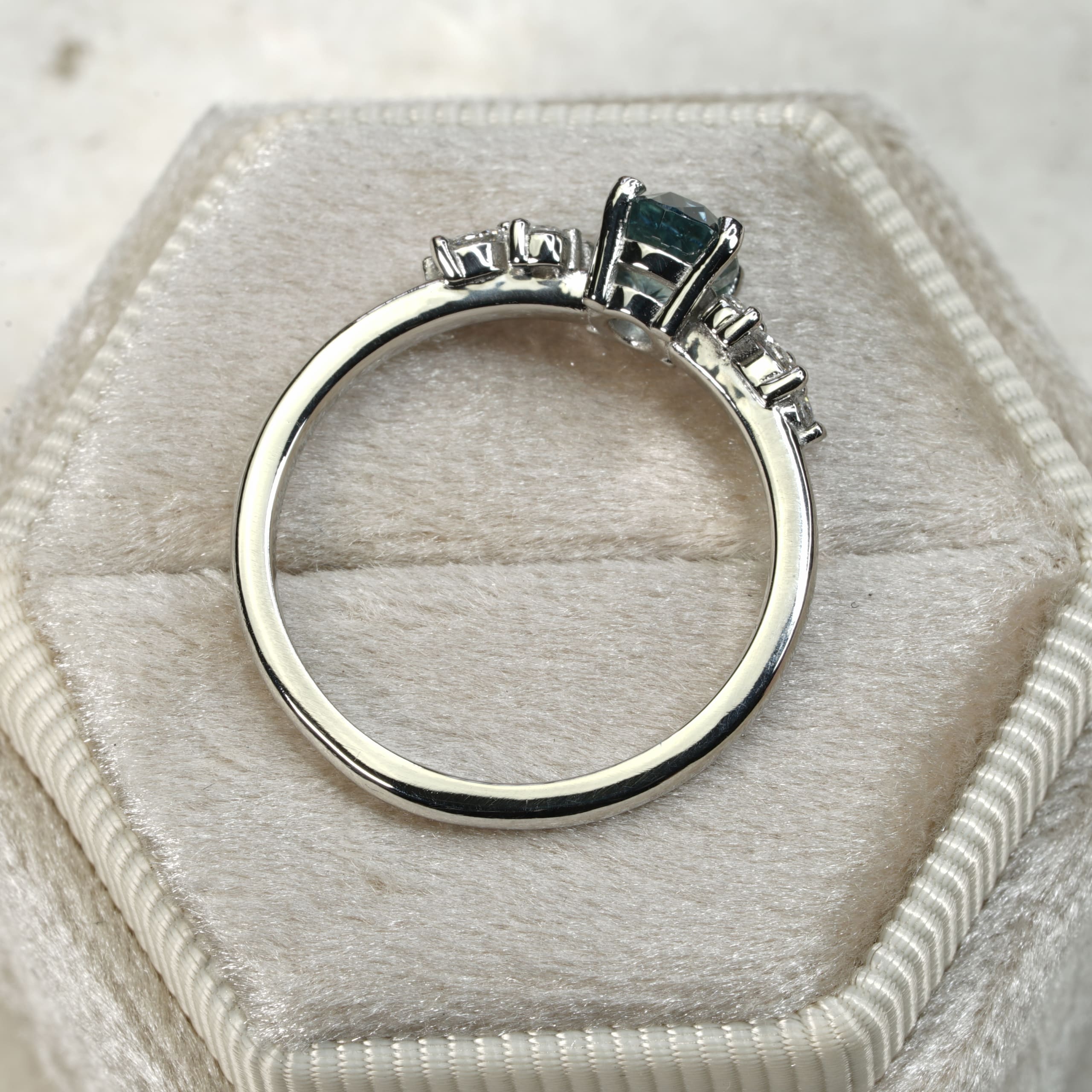 Icy teal sapphire and diamond floral ring — 3