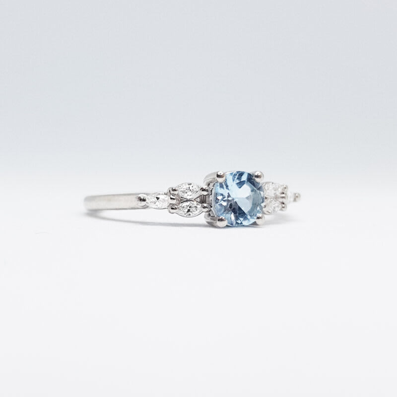 Aquamarine and marquise diamond ring — 3