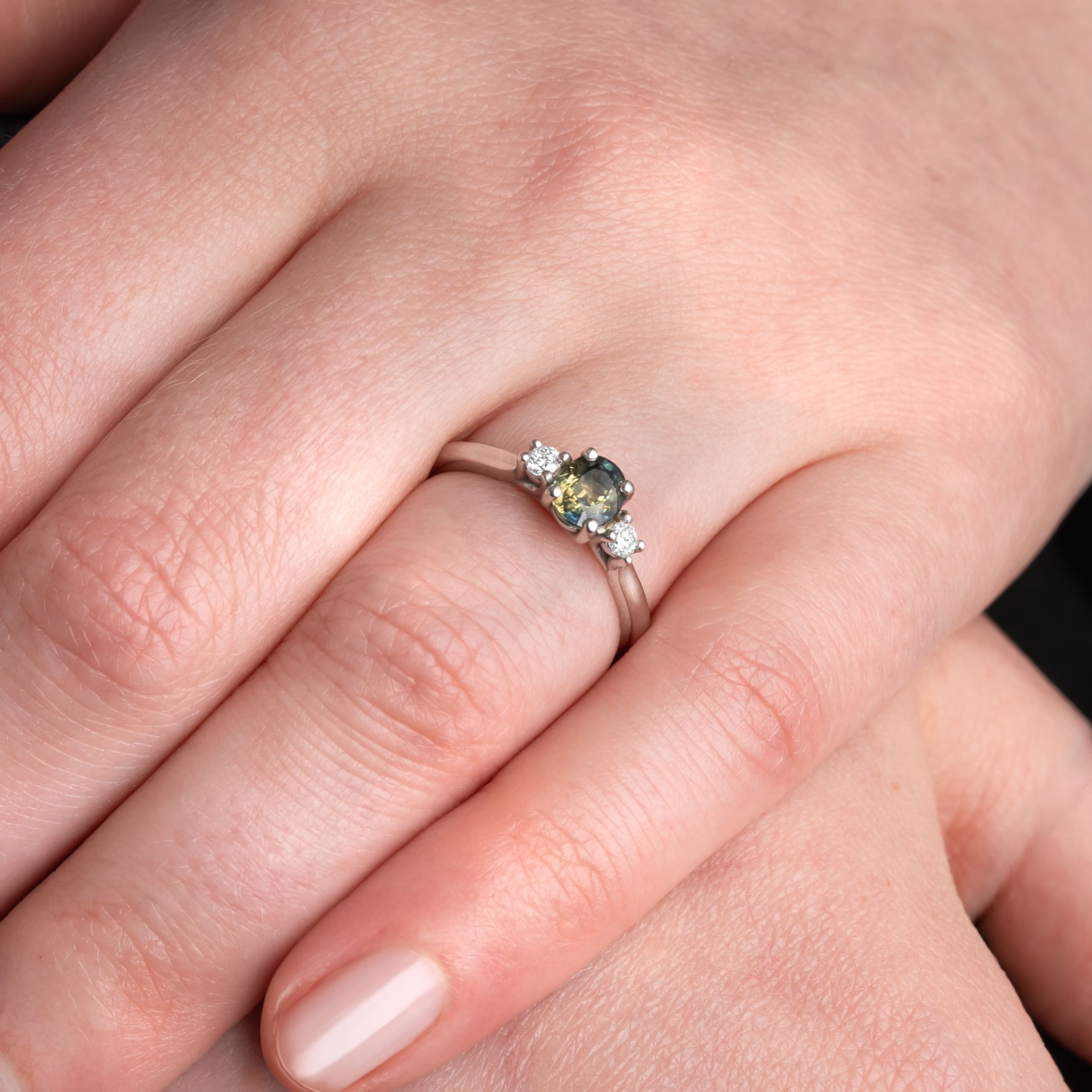 Parti sapphire and diamond ring — 4