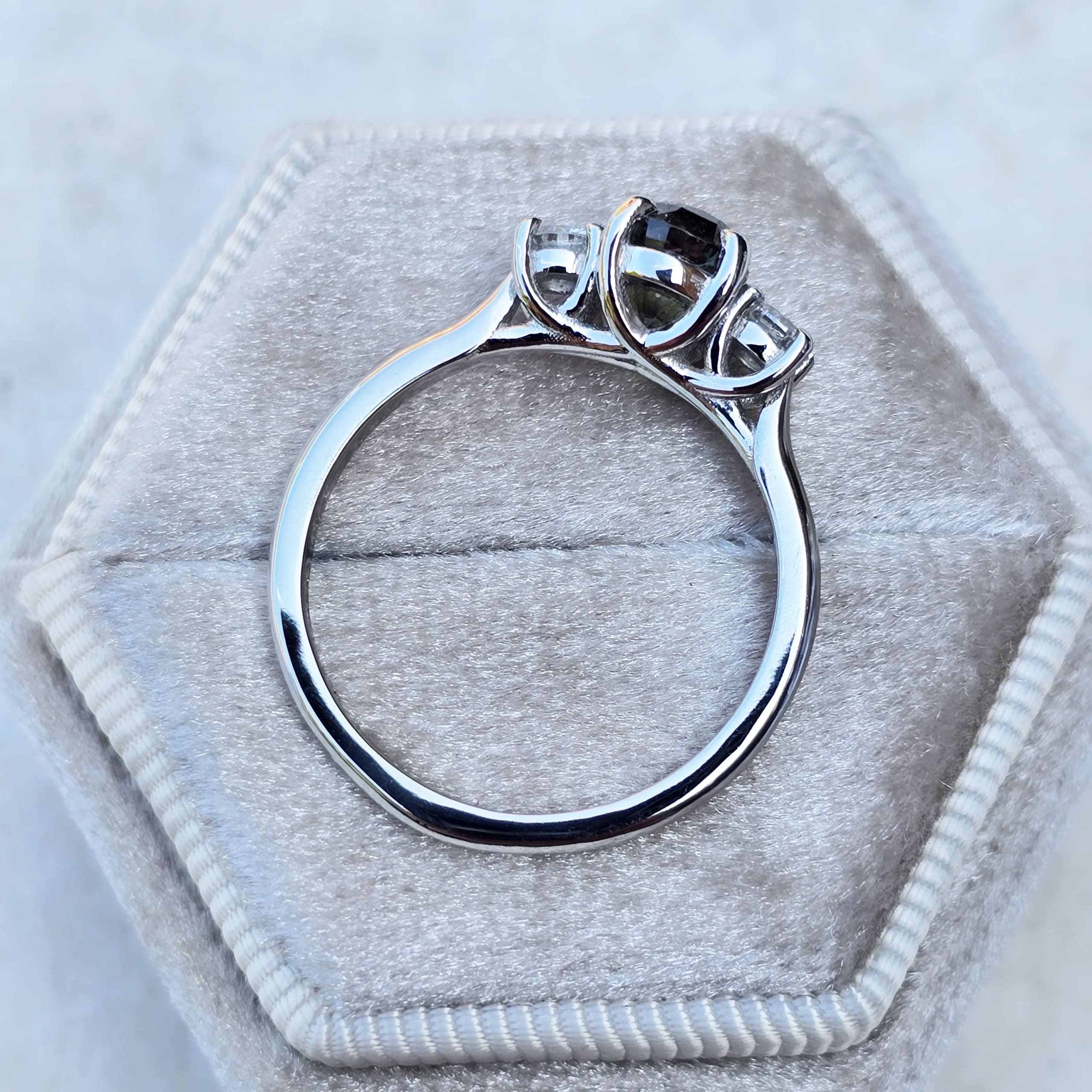 Natural Alexandrite and Diamond ring — 2