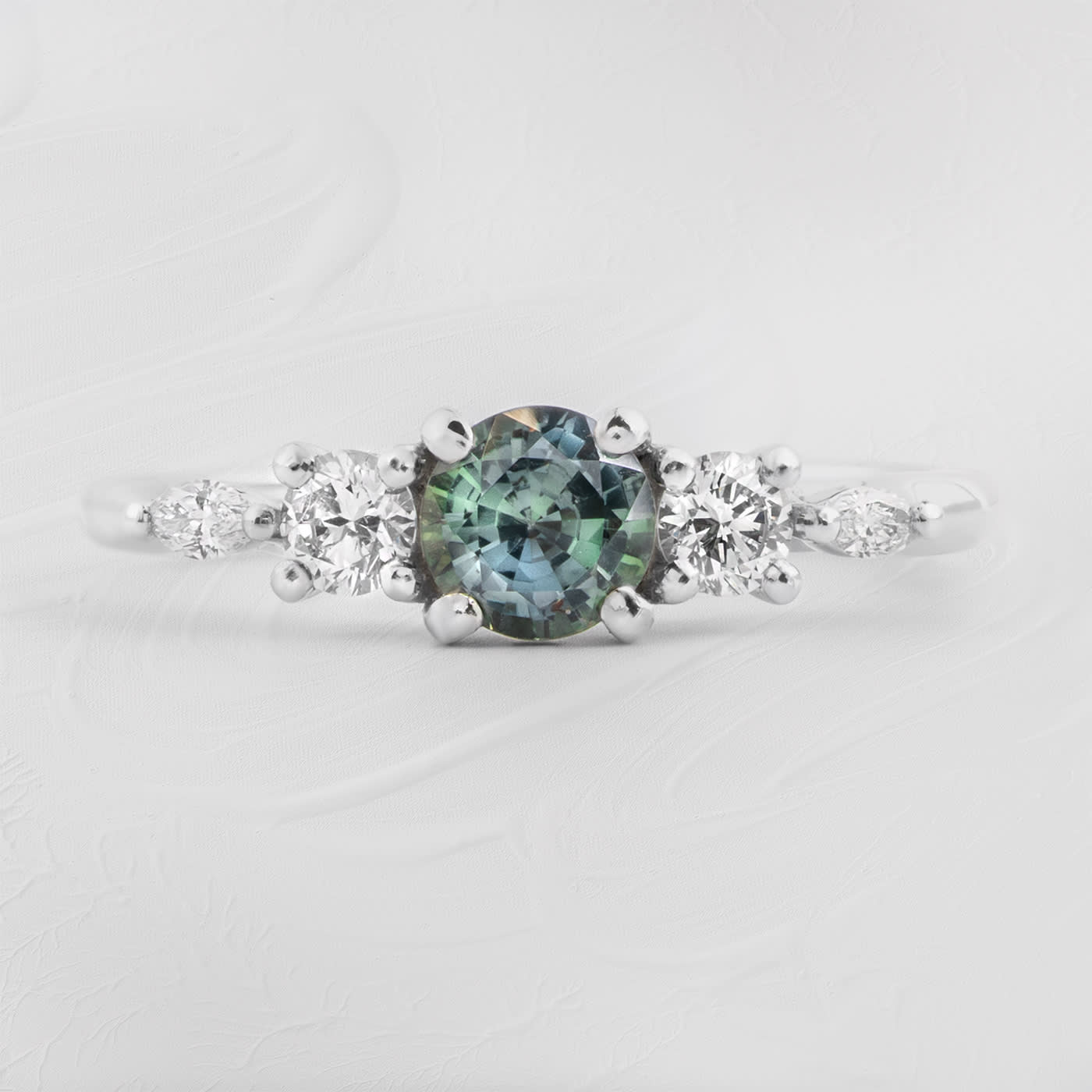 Teal sapphire and diamond trellis ring  — 1