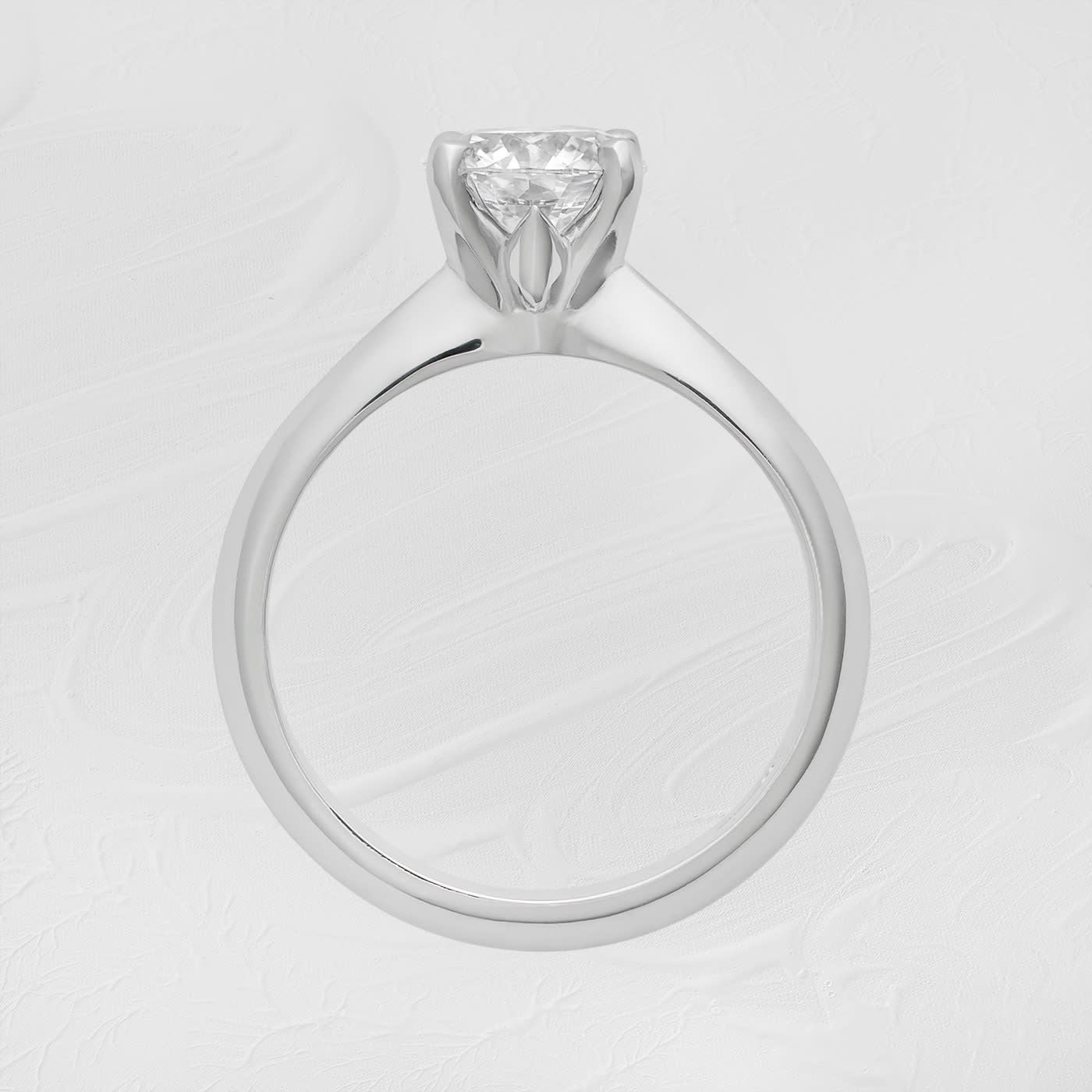 Round lab grown diamond knife edge platinum ring  — 3