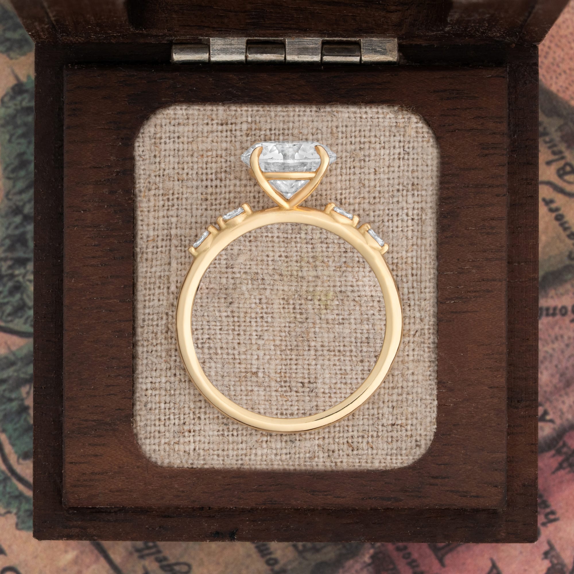 Round brilliant cut lab grown diamond ring — 4