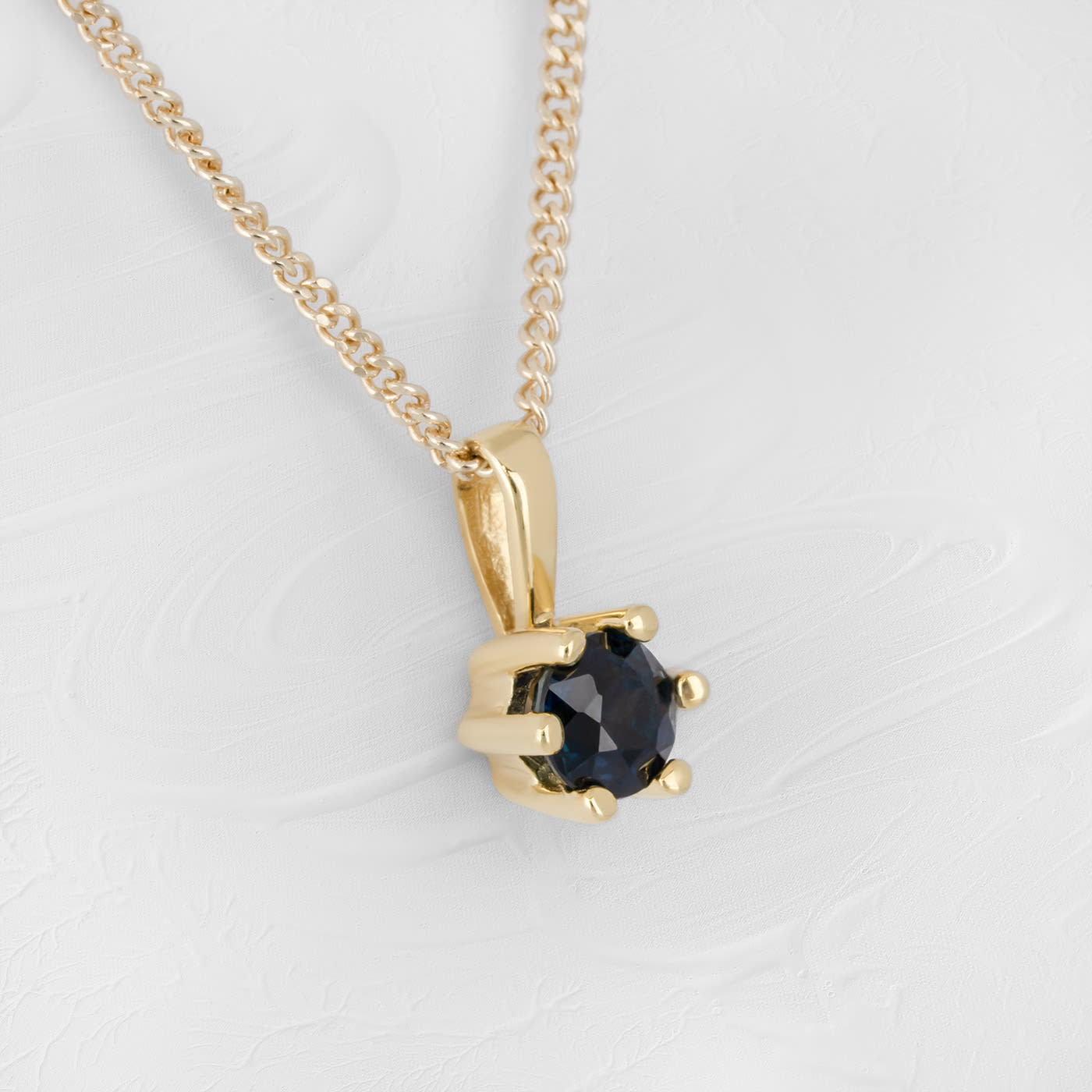 Sapphire Necklace in 9ct Yellow Gold — 3