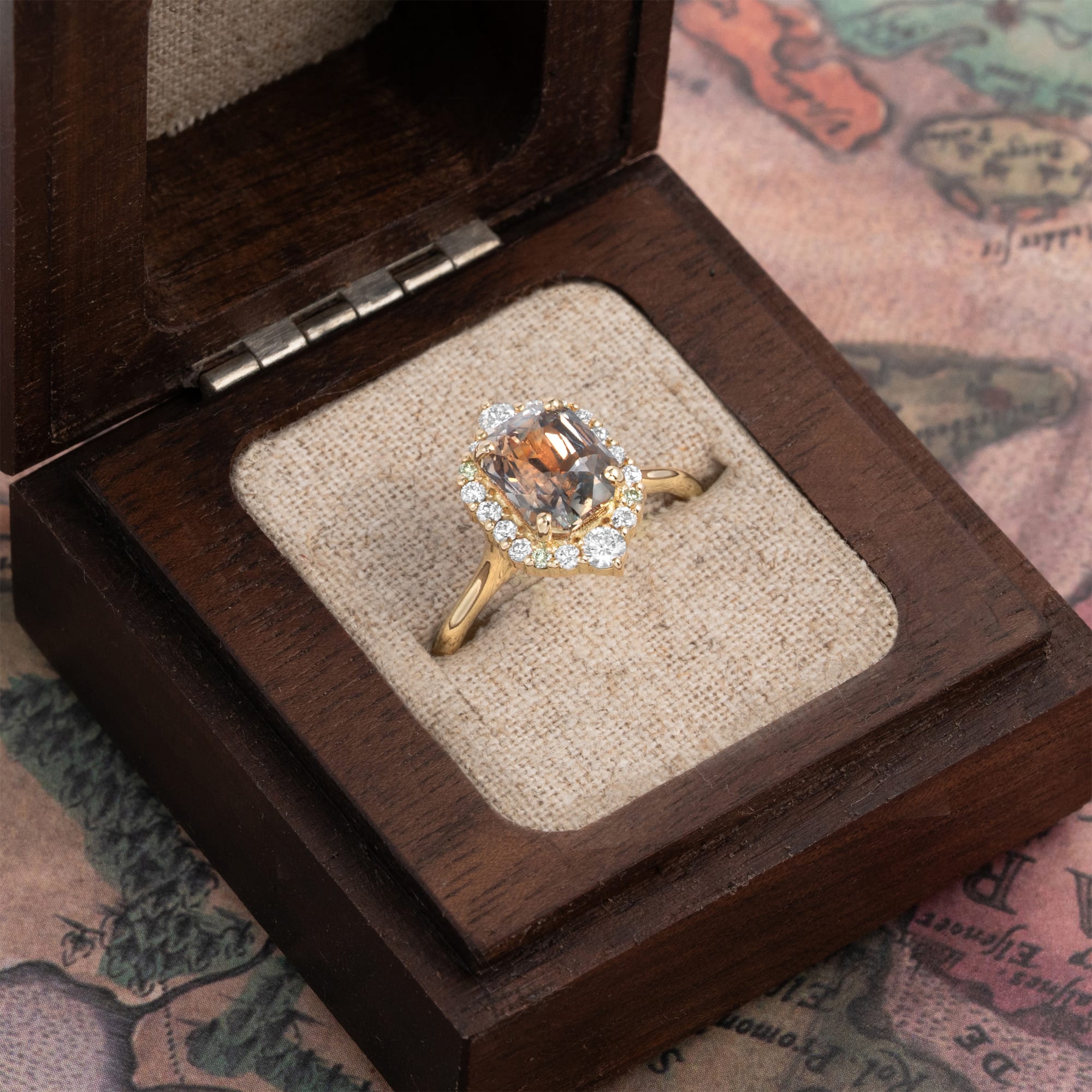'Antoinette' - Radiant parti sapphire and diamond halo ring — 3