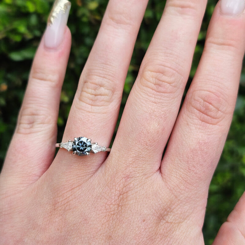 Grey moissanite kite trilogy ring — 2