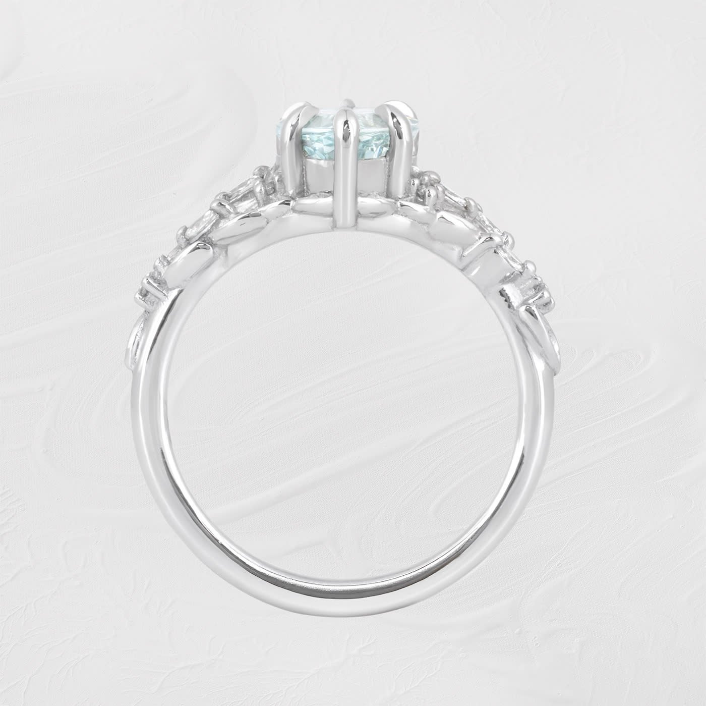 'Aurelyn' Aquamarine and diamond ring — 2