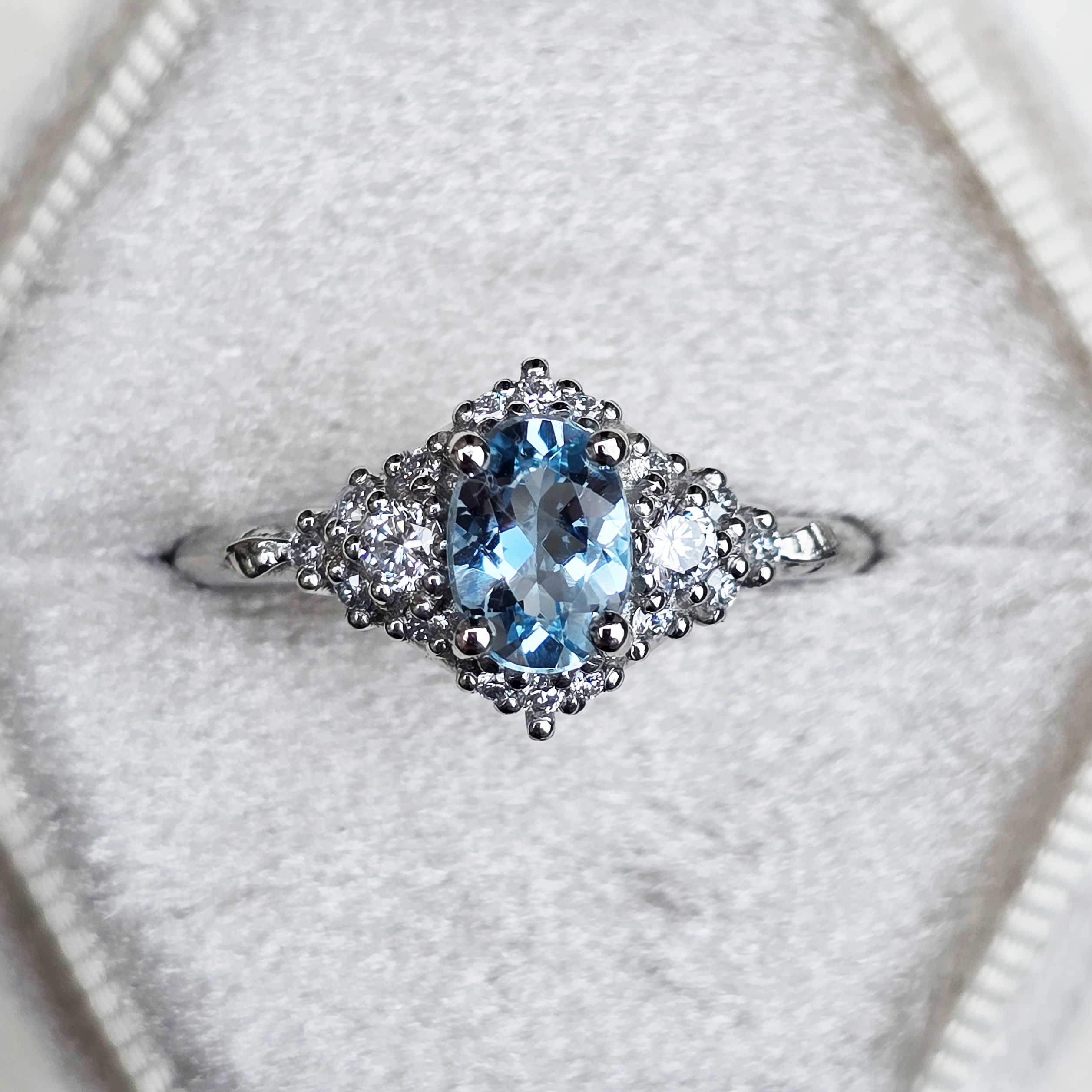 'Woodland' Aquamarine and diamond ring — 1